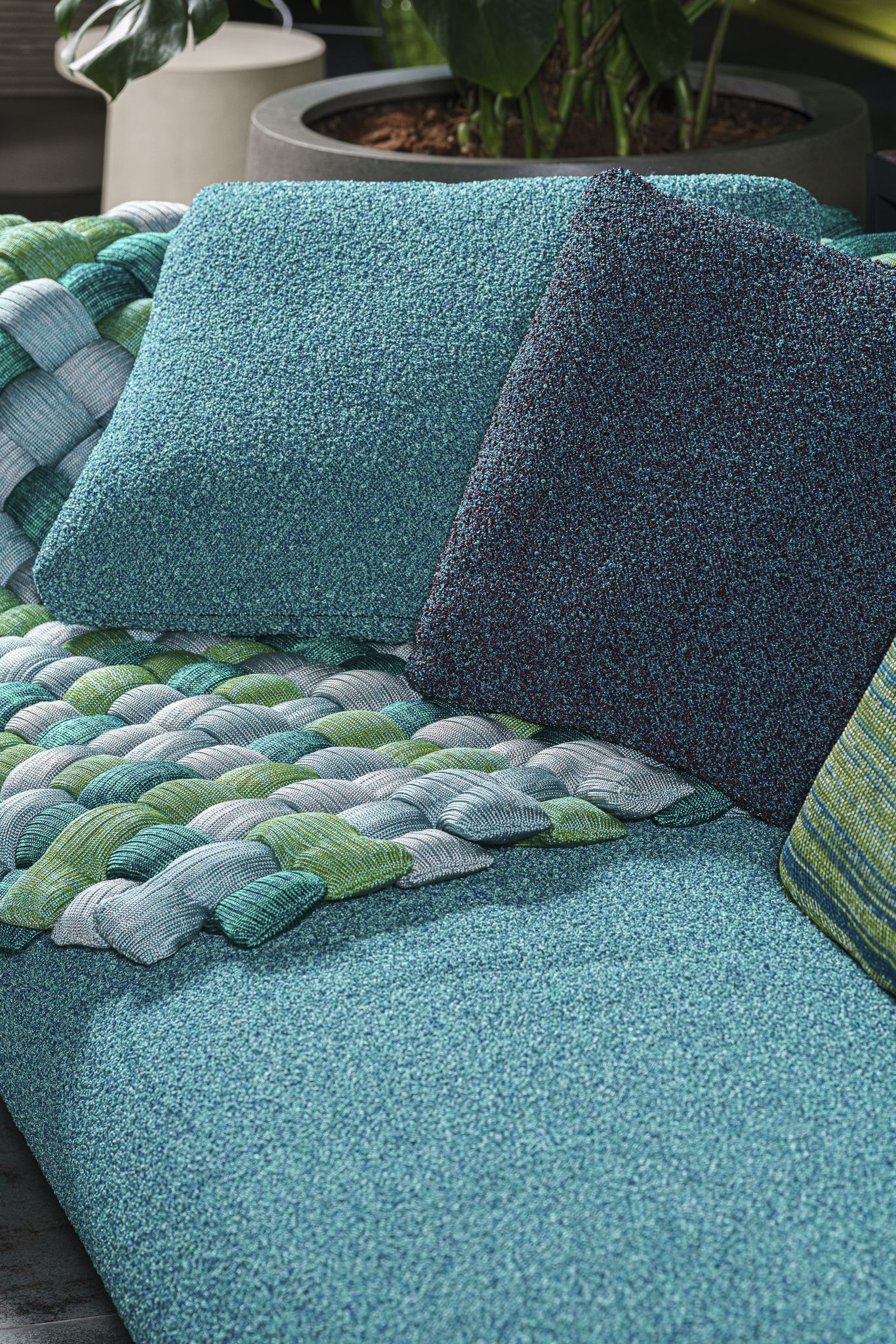 Paola Lenti Уличный диван Santorini от Paola Lenti — в интерьере