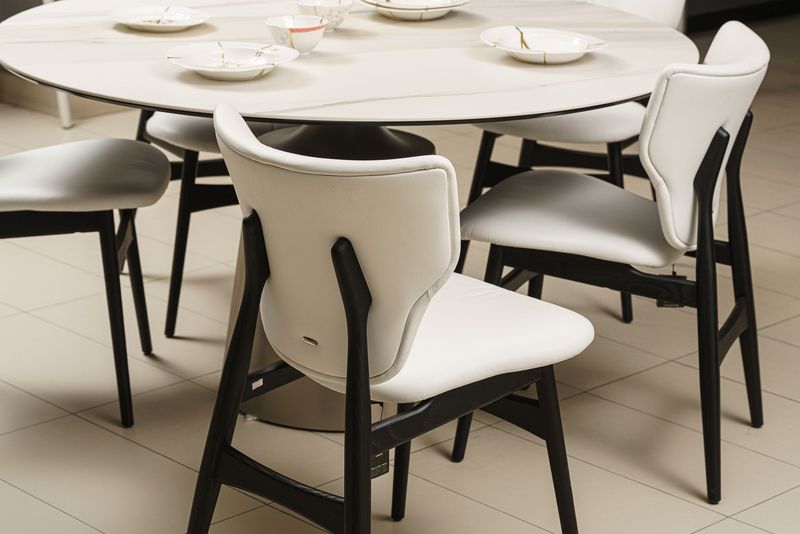Cattelan Italia Стул Dumbo Bianco and Frassino nero от Cattelan Italia — в интерьере
