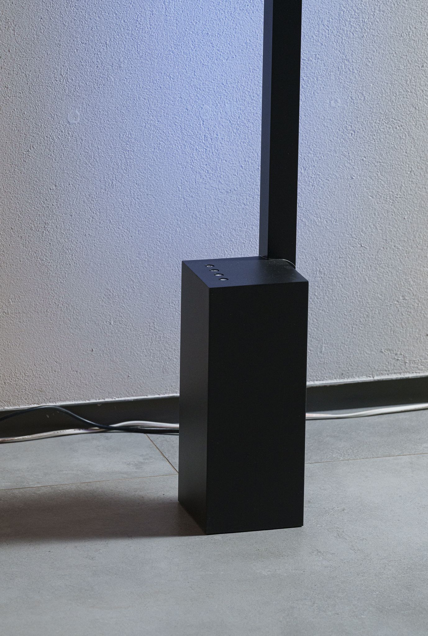 Vibia Торшер Offset от Vibia — в интерьере