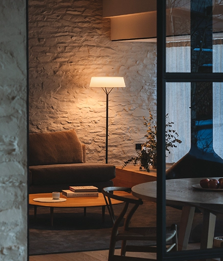 Vibia Торшер Lily от Vibia — в интерьере
