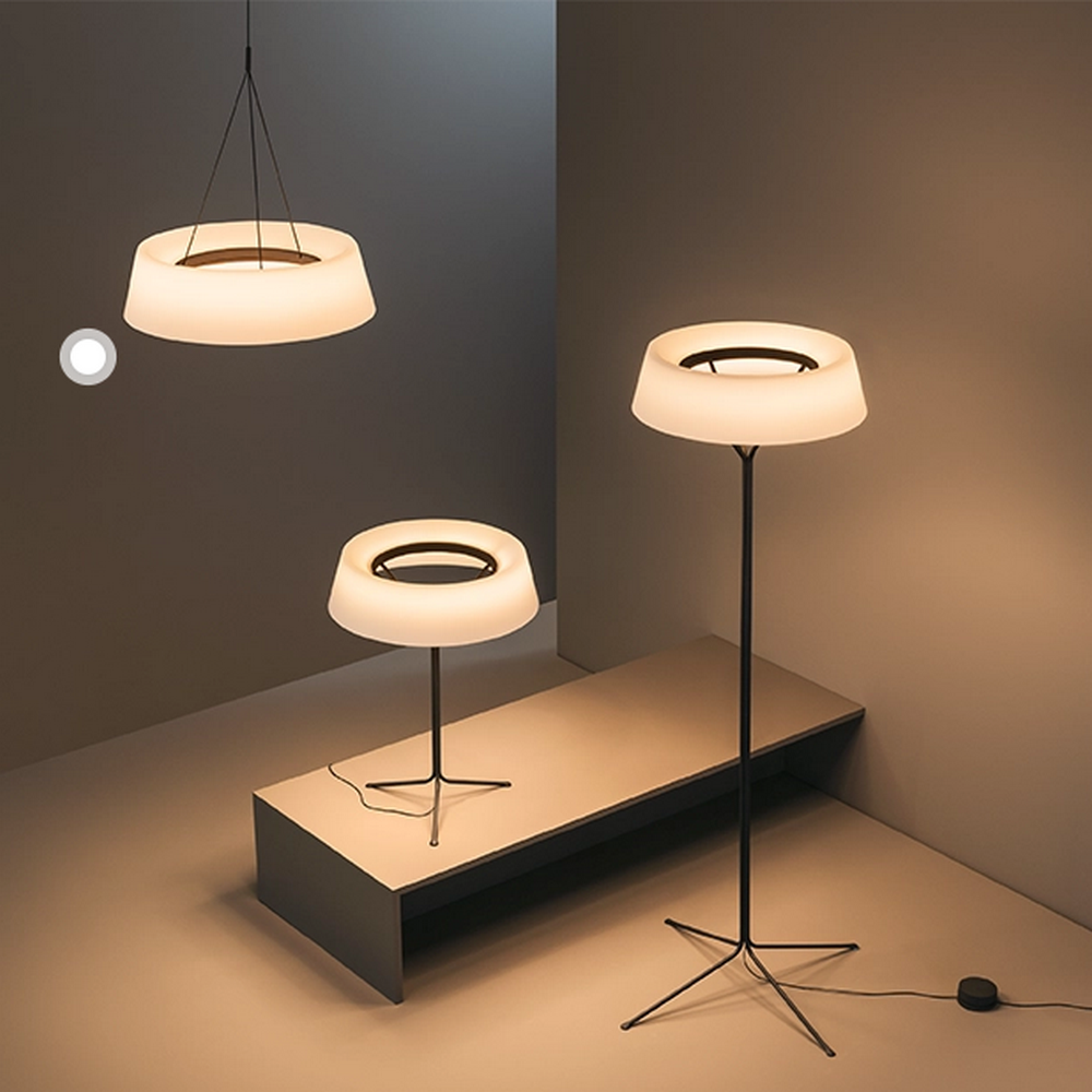 Vibia Настольная лампа Lily от Vibia — в интерьере