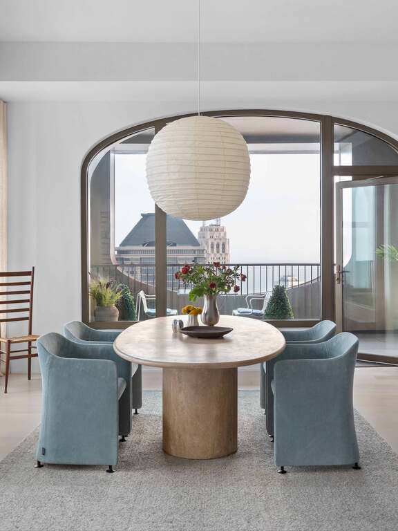 Cappellini Стол Dolmen от Cappellini — в интерьере