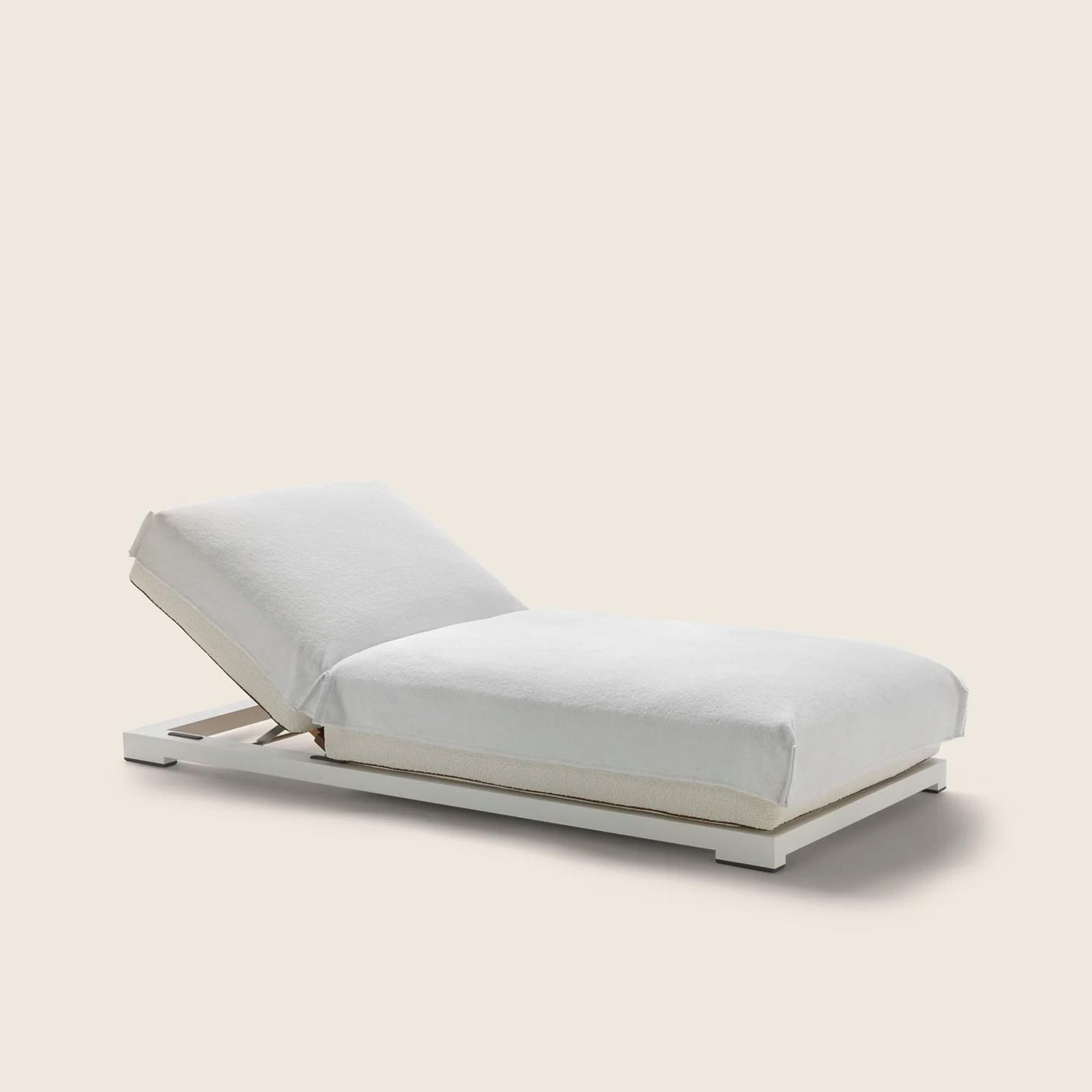Flexform Уличный шезлонг Milos от Flexform