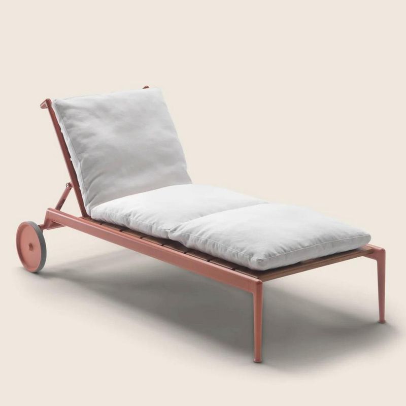 Flexform Уличный шезлонг Atlante Light от Flexform — в интерьере
