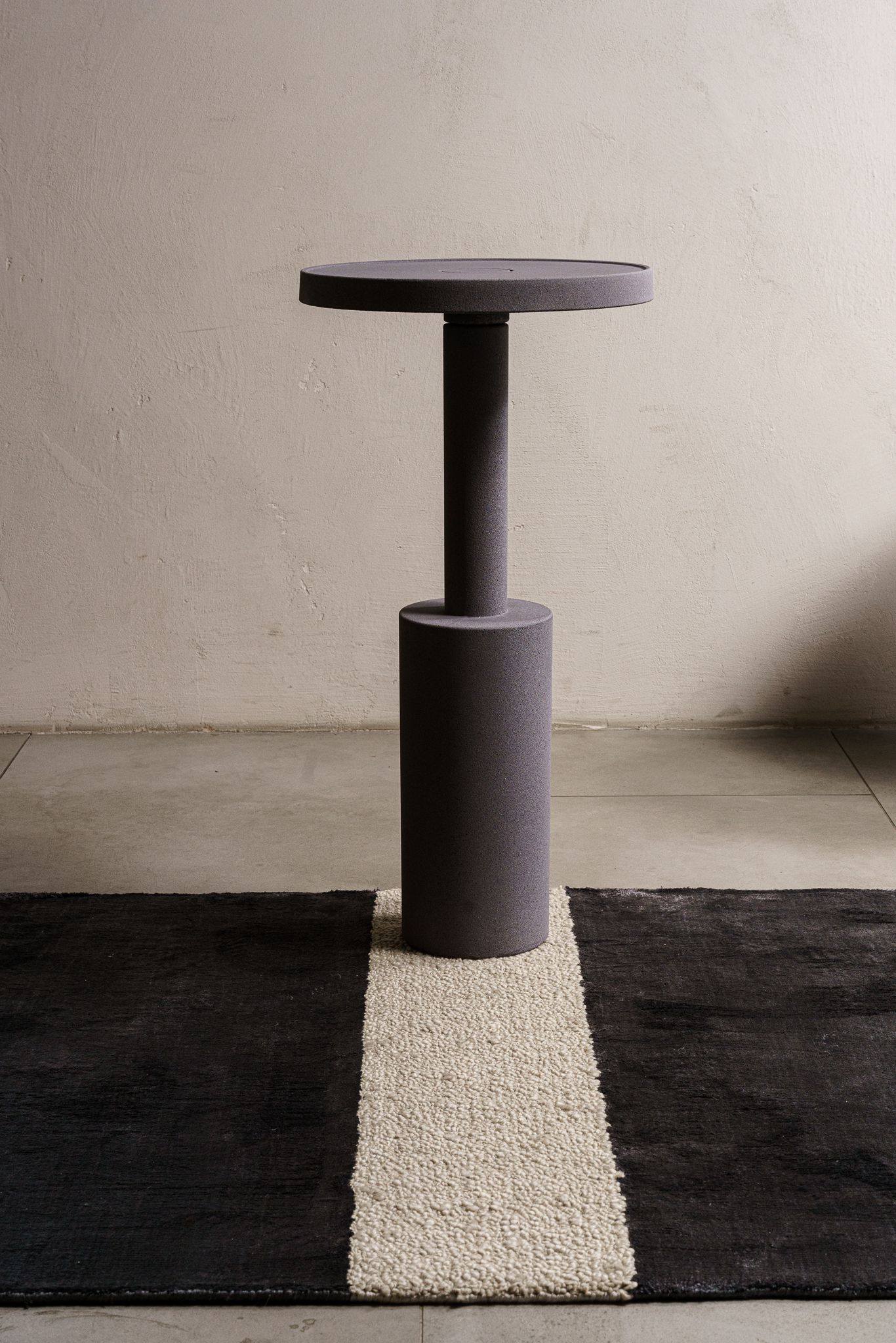 Baxter Ковер Terai B Charcoal Base /Nuage Decoratio от Baxter — в интерьере