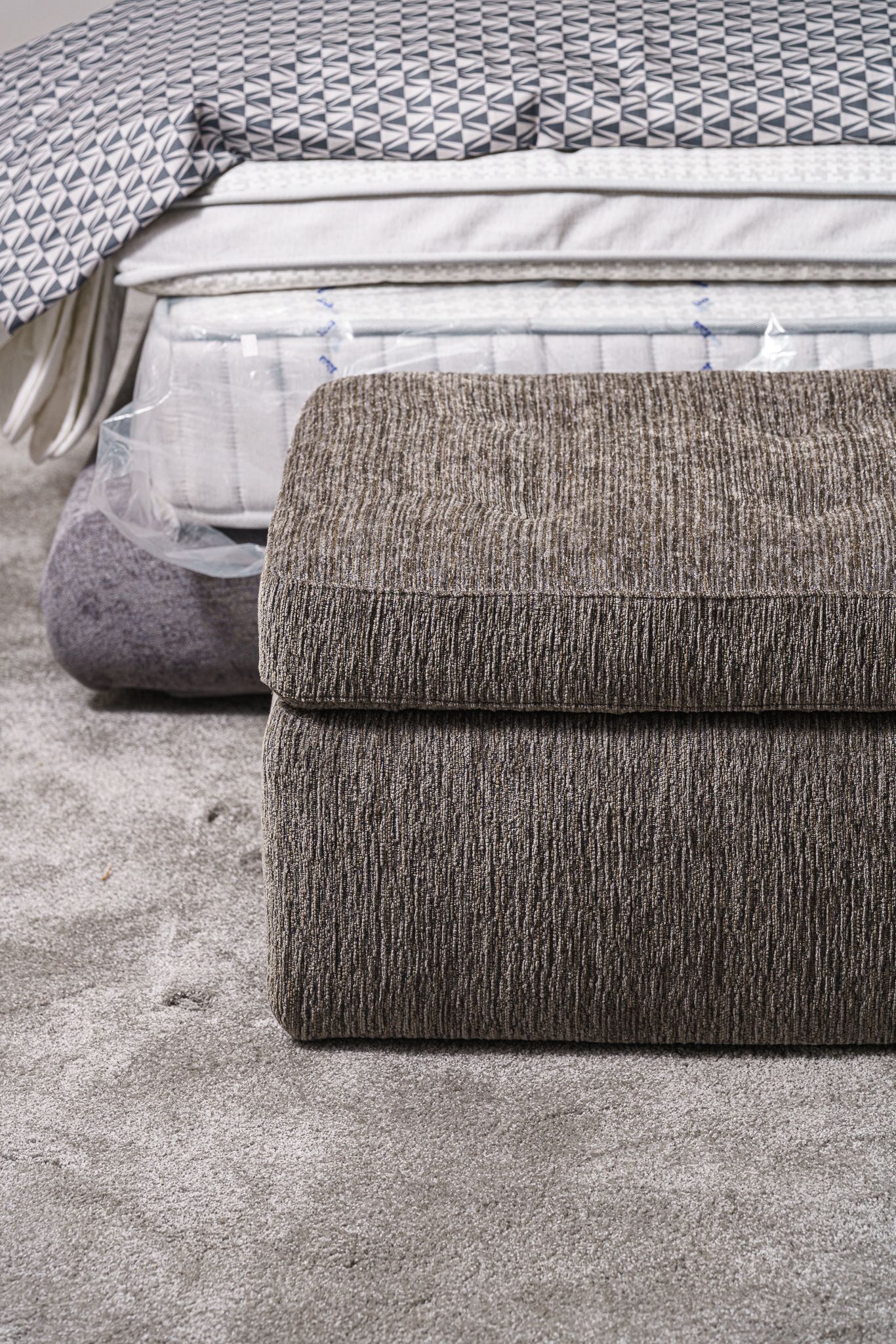 Flou Банкетка с ящиком Iko Bruno Cenere 857 от Flou — в интерьере