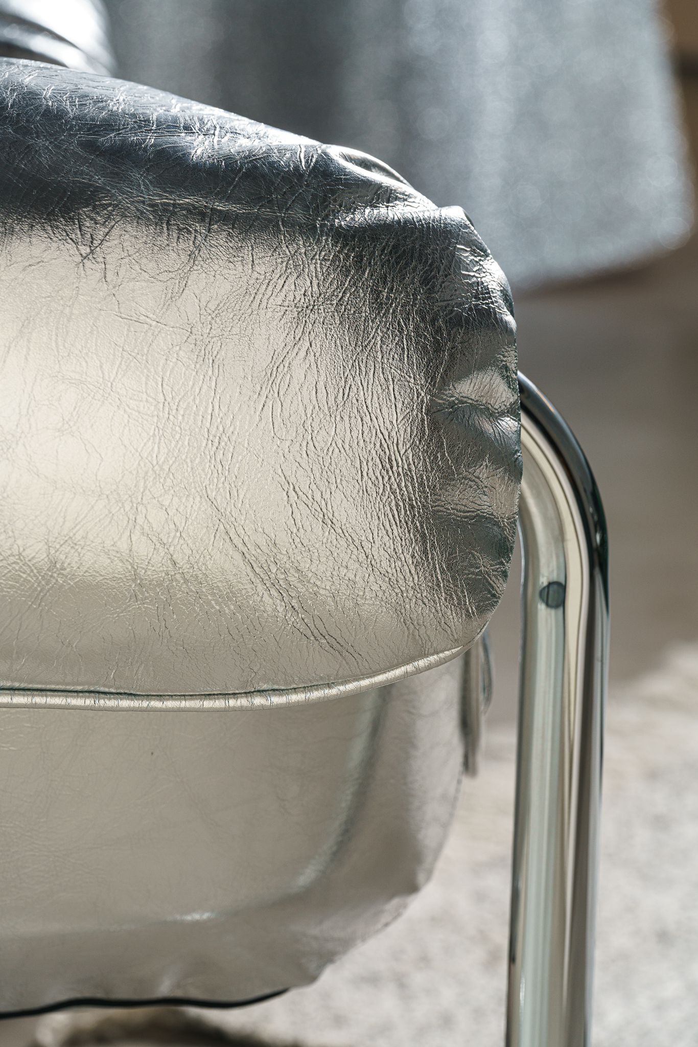 Baxter Кресло So Good Leather Silver от Baxter — в интерьере
