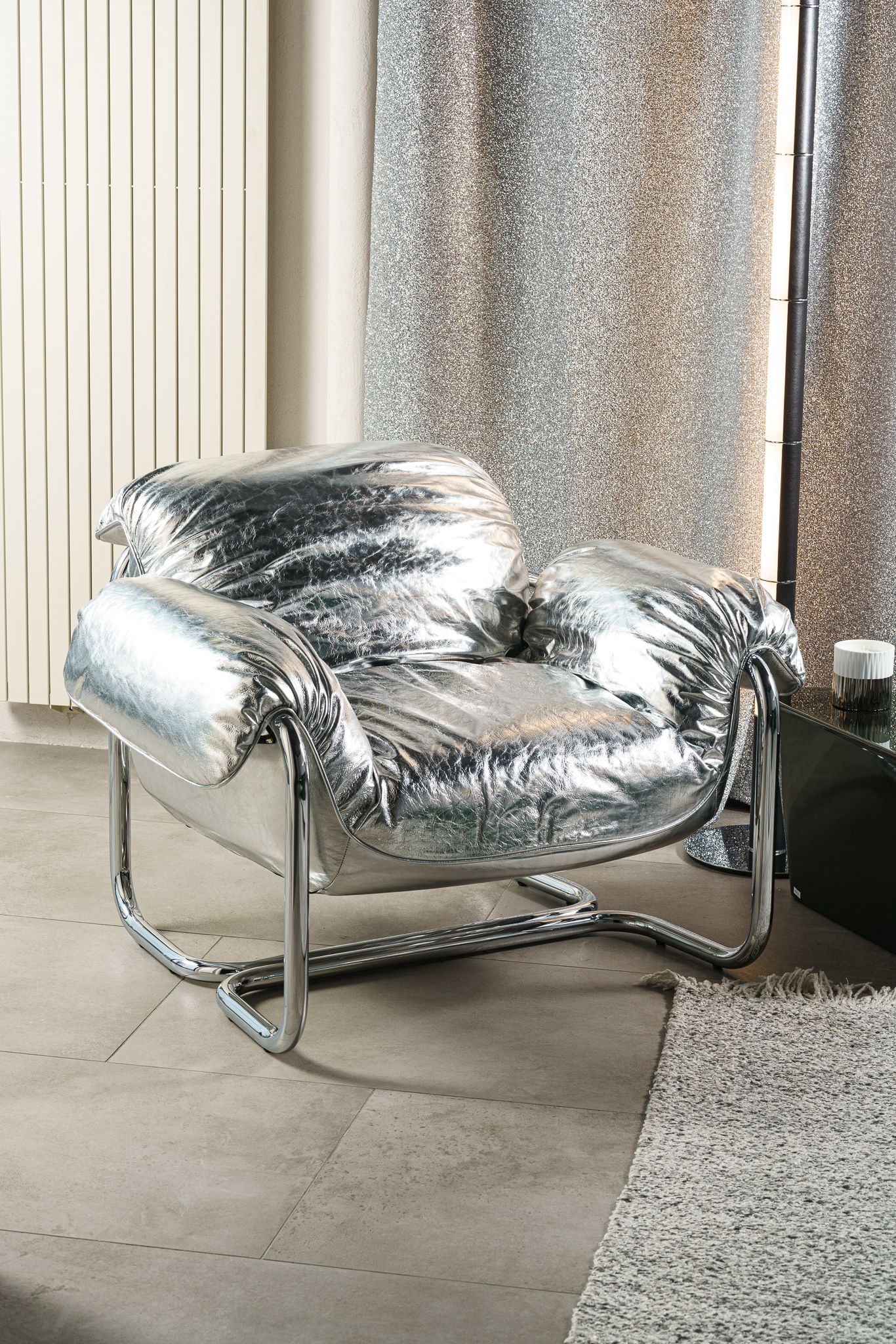 Baxter Кресло So Good Leather Silver от Baxter — в интерьере