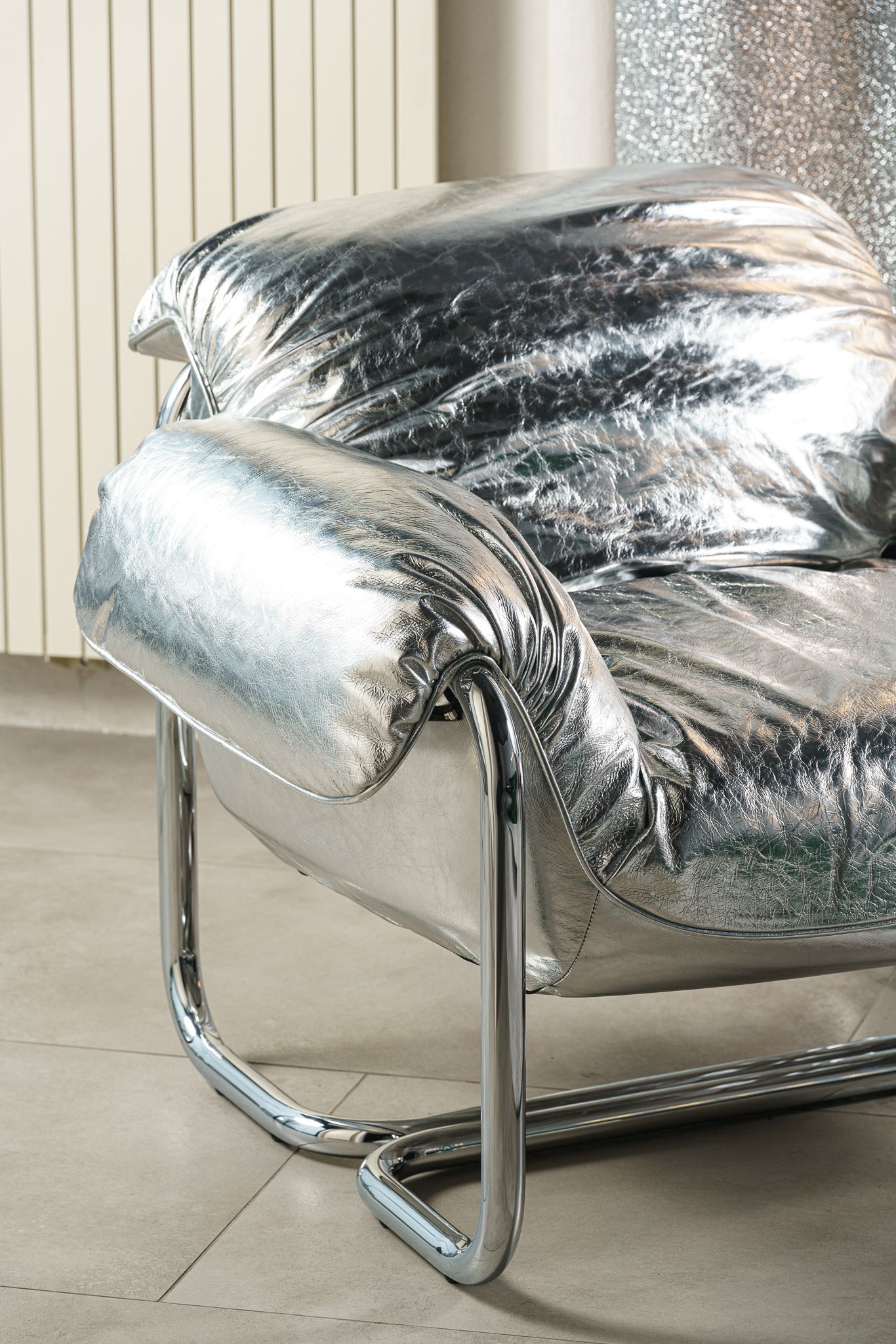 Baxter Кресло So Good Leather Silver от Baxter — в интерьере