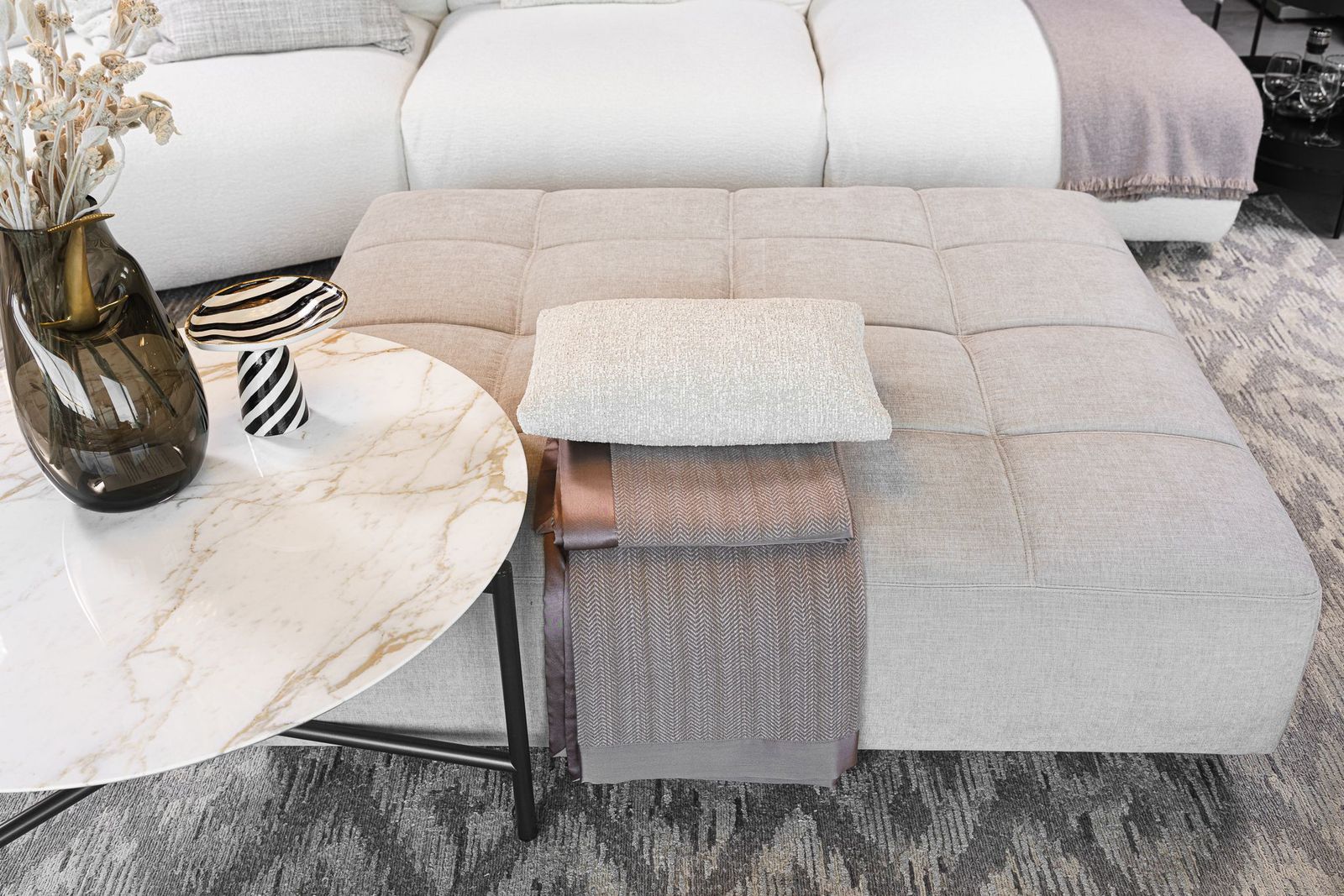 Flou Пуф Softbench 921 Alan от Flou — в интерьере