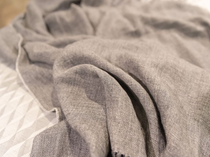 Flou Плед Striped Natural Linen от Flou — в интерьере