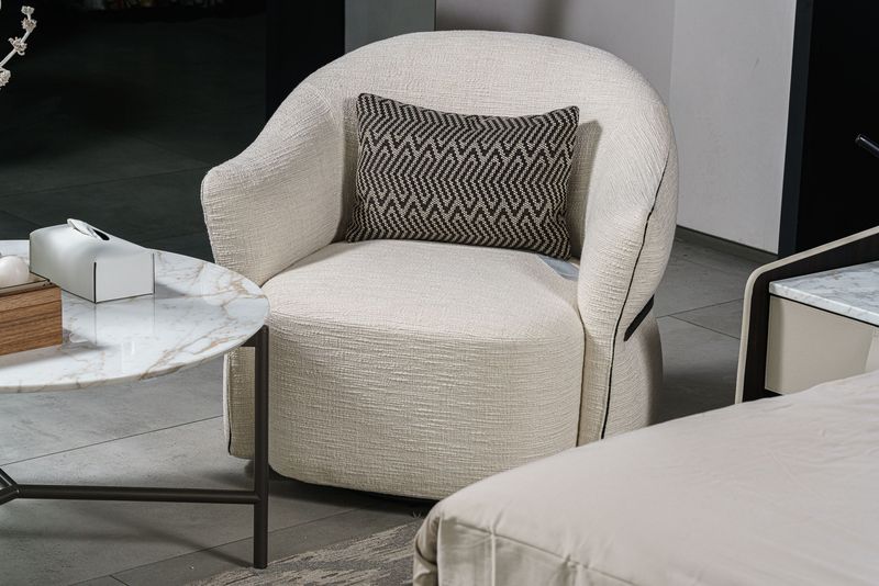 Flou Декоративная подушка 35*50 Twist 981 от Flou — в интерьере