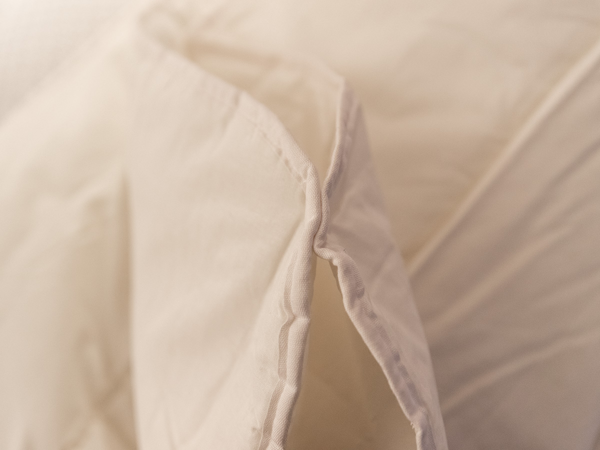 Maxalto Одеяло IP180_3 Four seasons duvet от Maxalto — в интерьере