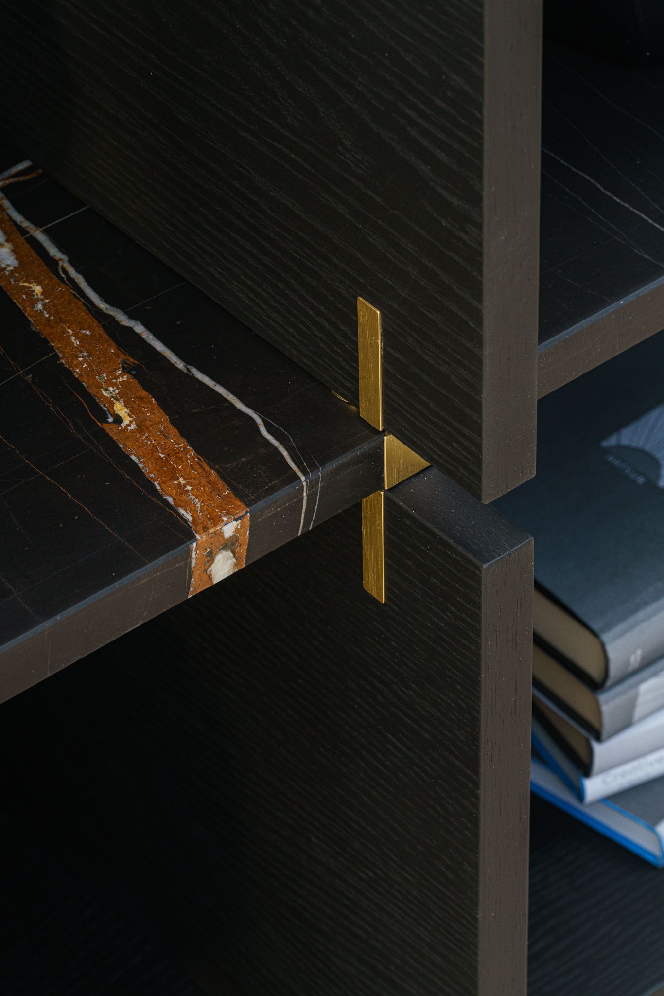 Molteni&C Стеллаж Card от Molteni & C — в интерьере
