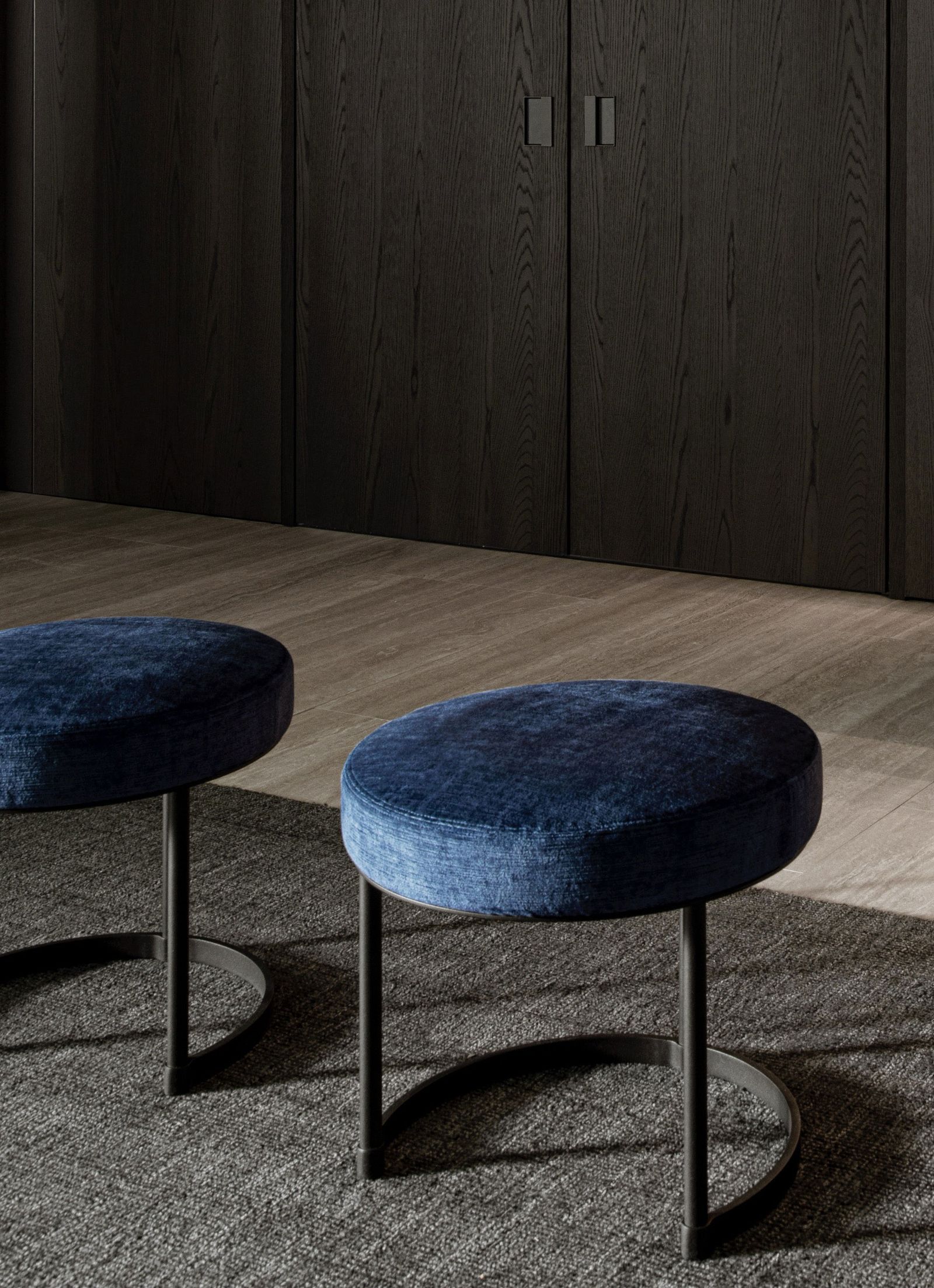 Molteni&C Пуф Regis от Molteni & C — в интерьере