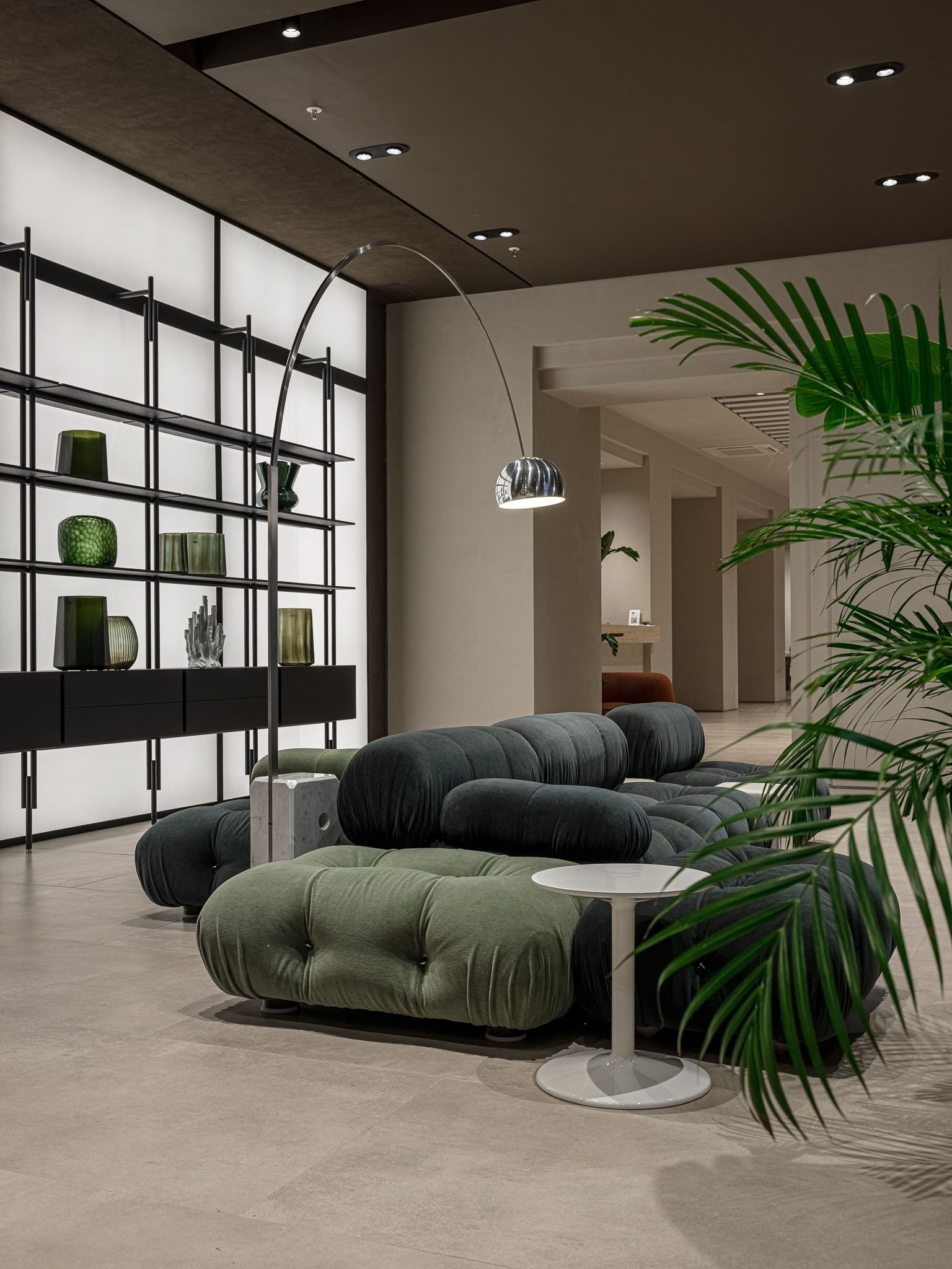 B&B Italia Модульный диван Camaleonda от B&B Italia — в интерьере