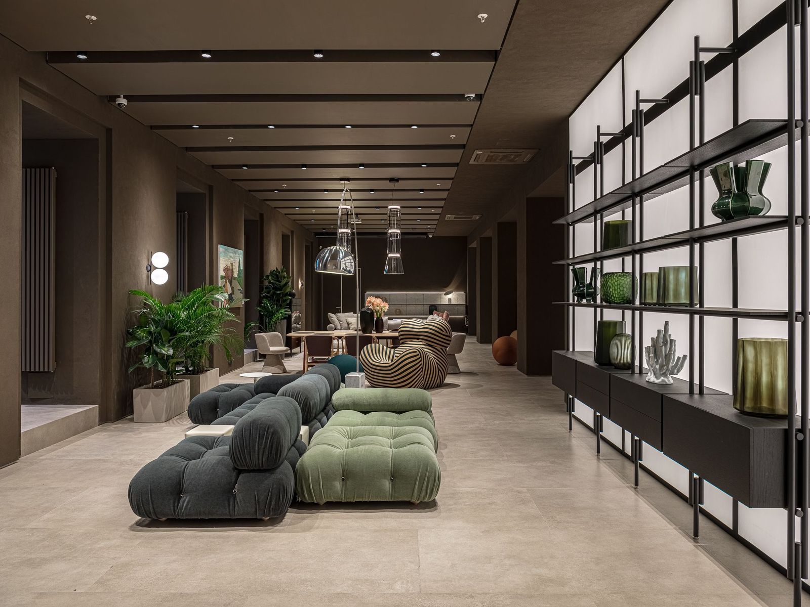 B&B Italia Стеллаж Jack Black от B&B Italia — в интерьере