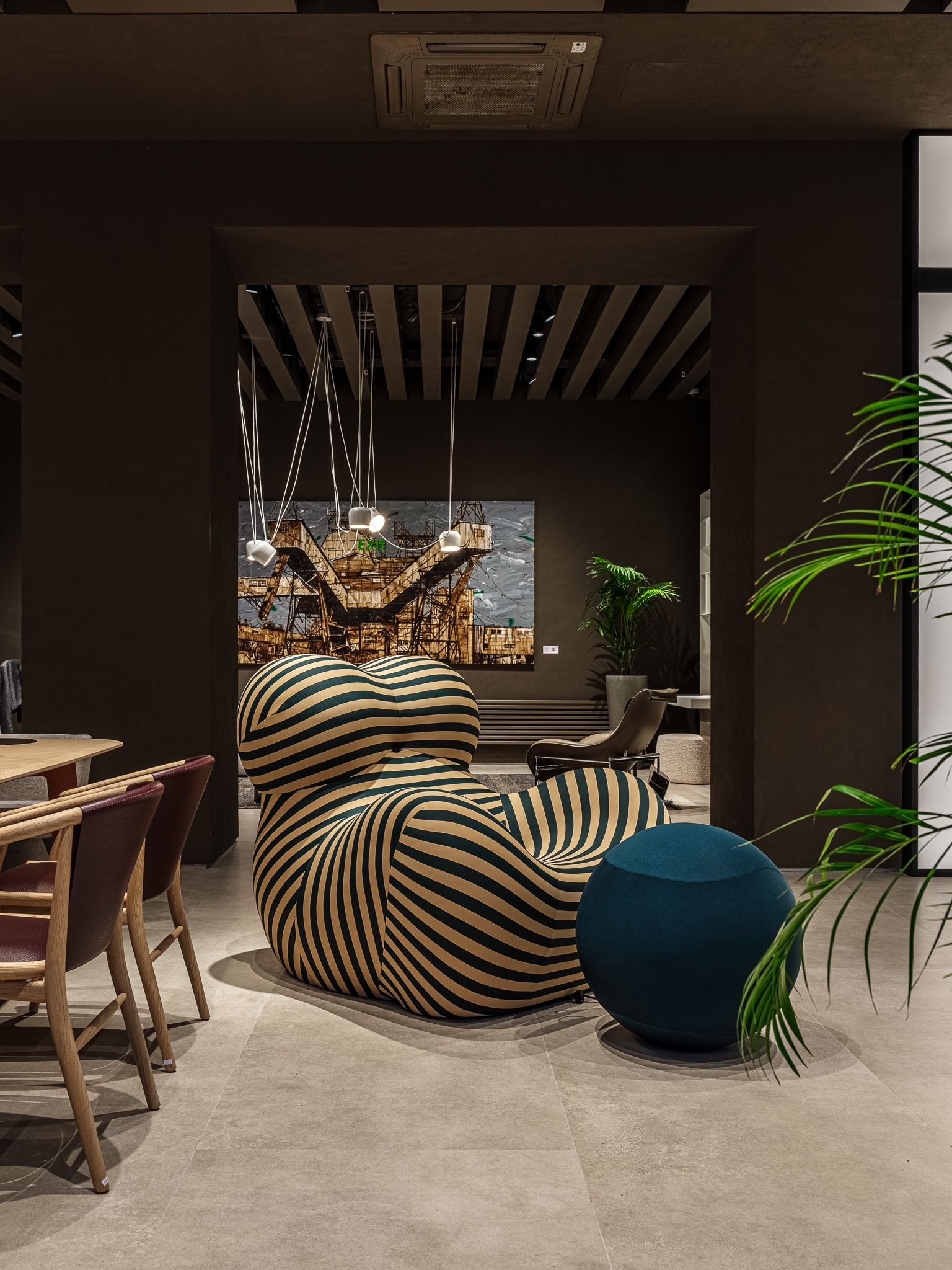 B&B Italia Кресло Up 50 Soara 140/420 от B&B Italia — в интерьере