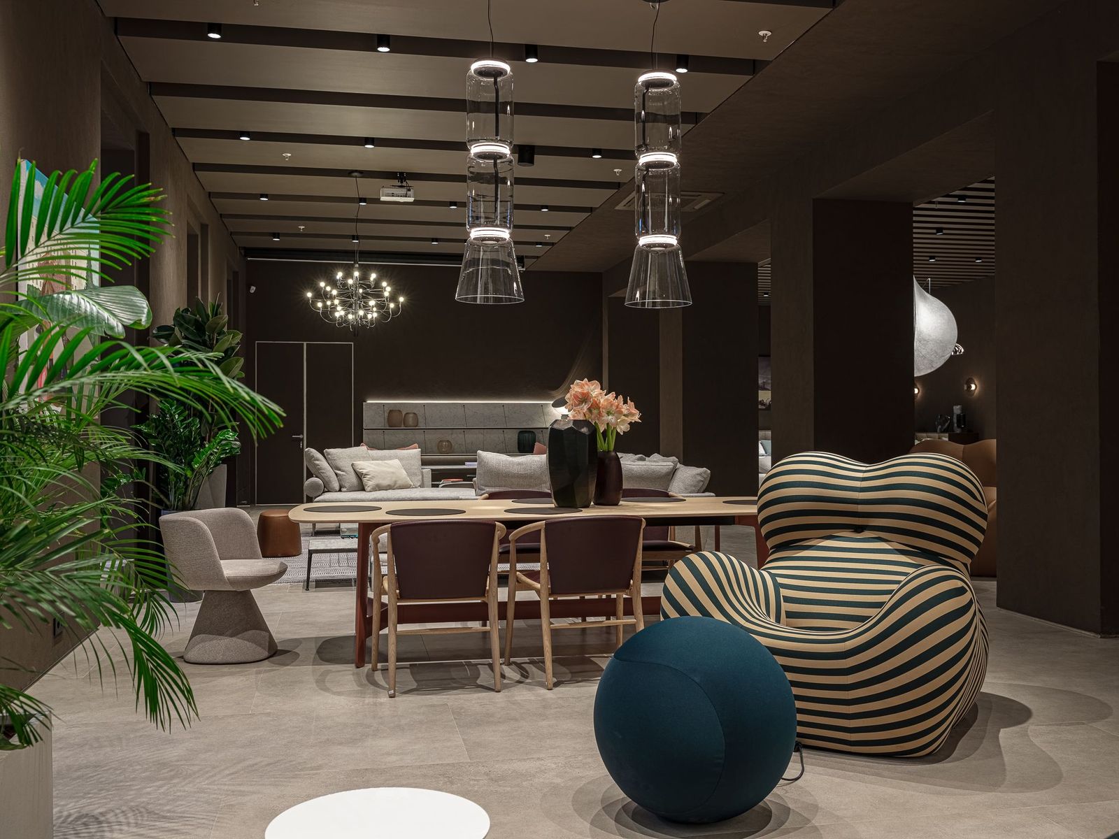 B&B Italia Кресло Up 50 Soara 140/420 от B&B Italia — в интерьере