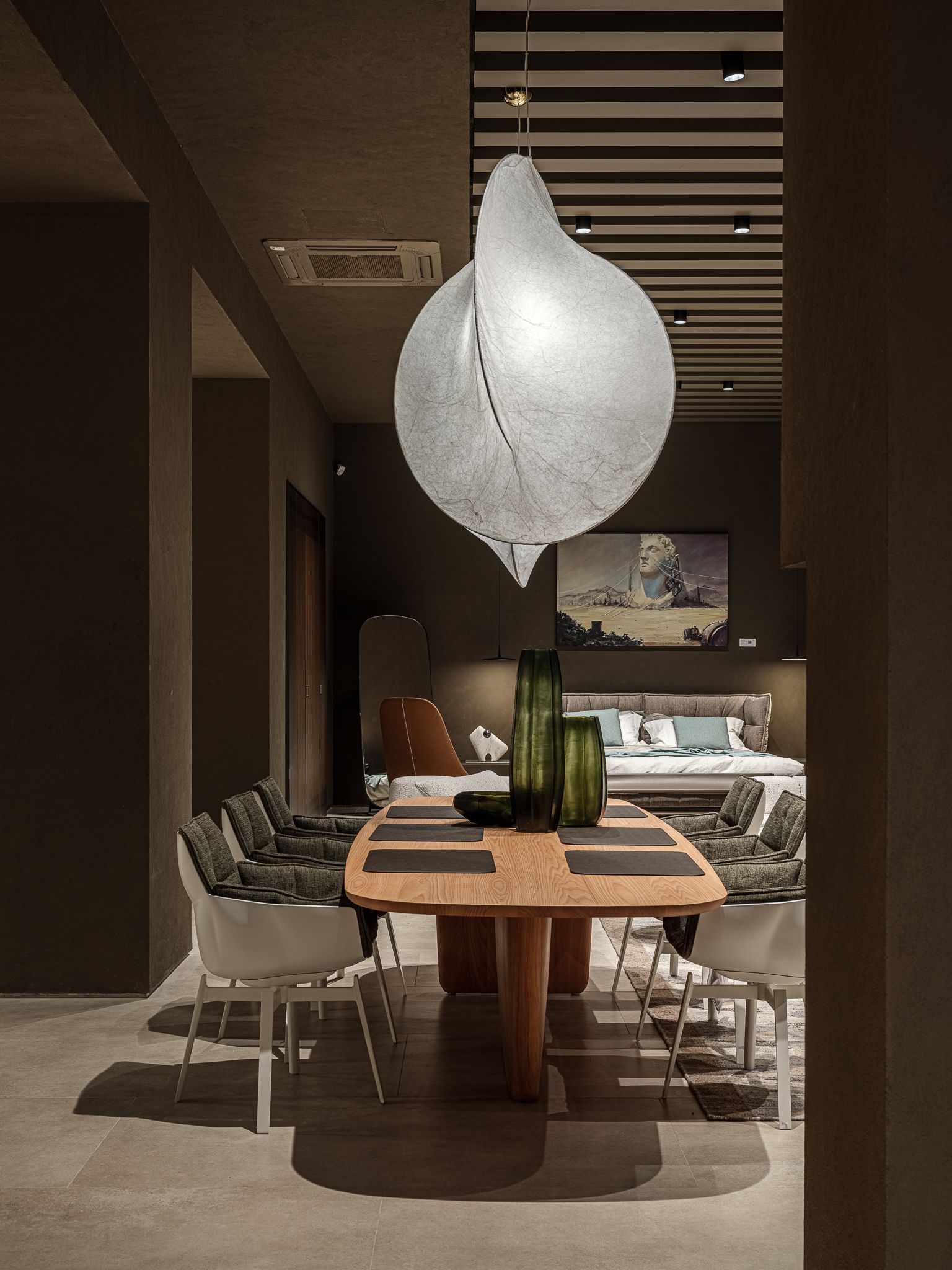 B&B Italia Стол Tobi-Ishi wood от B&B Italia — в интерьере