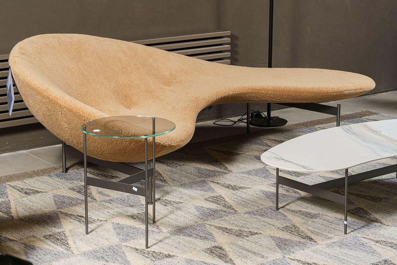 B&B Italia Столик Glass Top Formiche FR42 от B&B Italia — в интерьере
