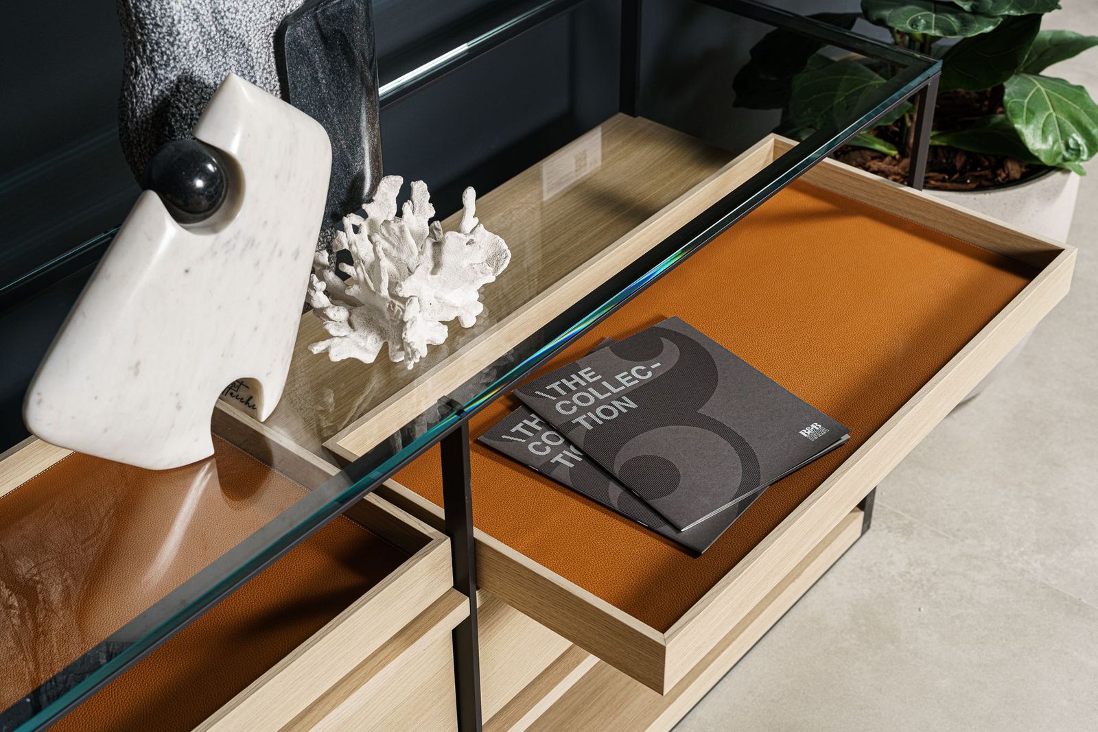 Maxalto Комод Lithos h80 от Maxalto — в интерьере