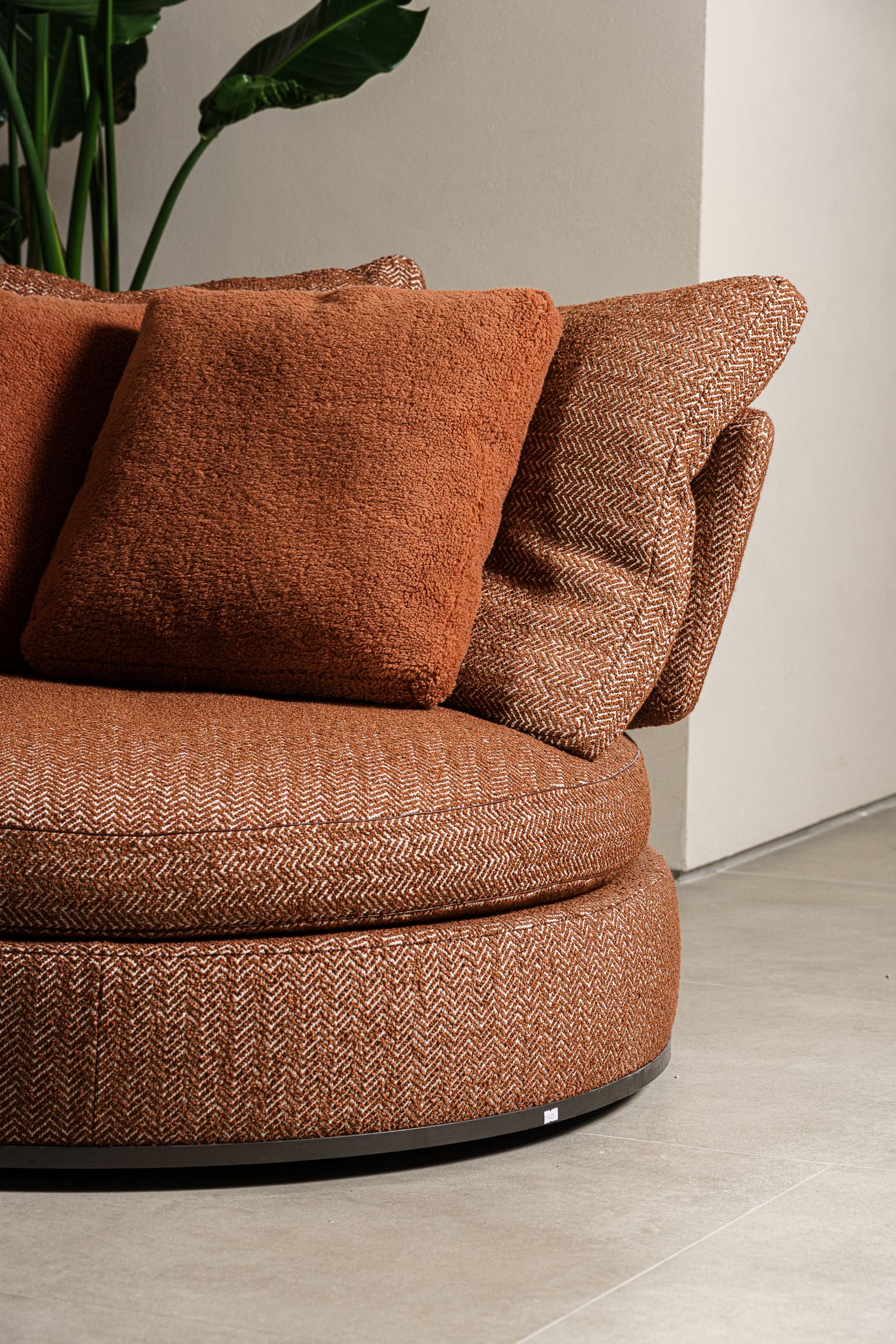 Maxalto Диван с подушками Amoenus Soft Losana 370 от Maxalto — в интерьере