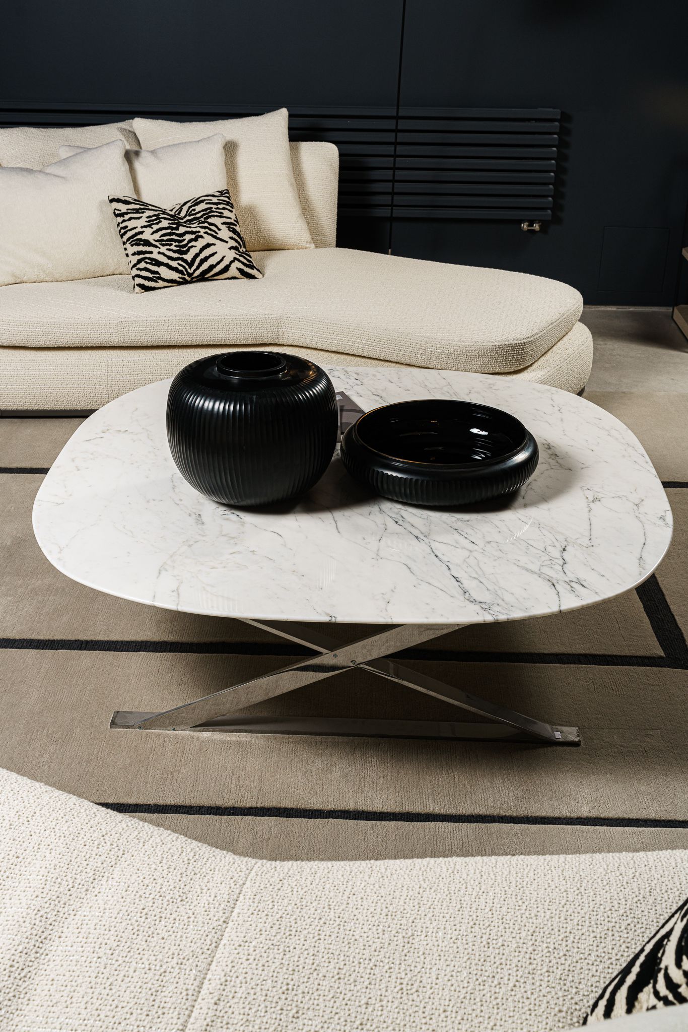 Maxalto Журнальный столик Pathos 135 от Maxalto — в интерьере