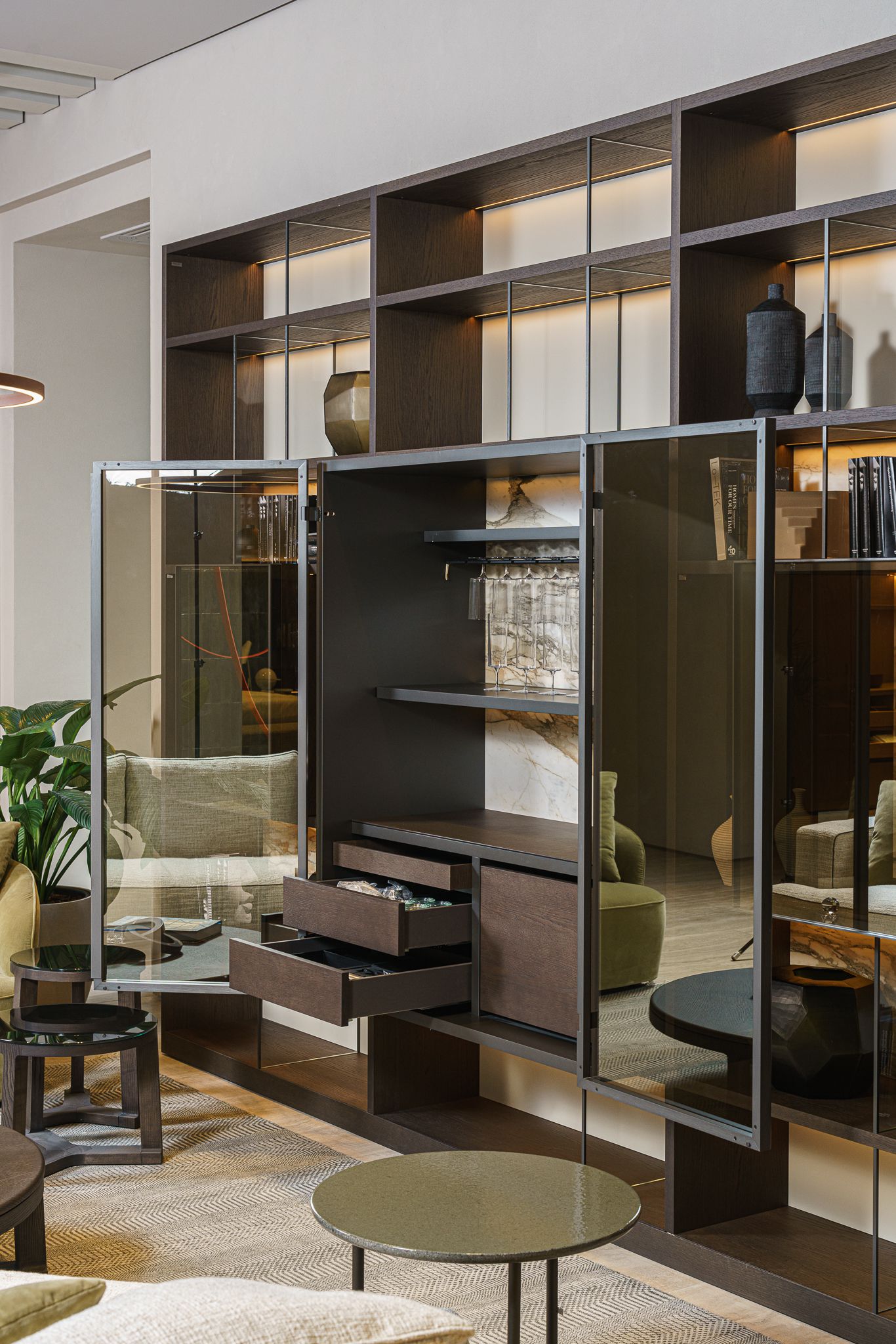 Molteni&C Модульная композиция 505 387см от Molteni & C — в интерьере