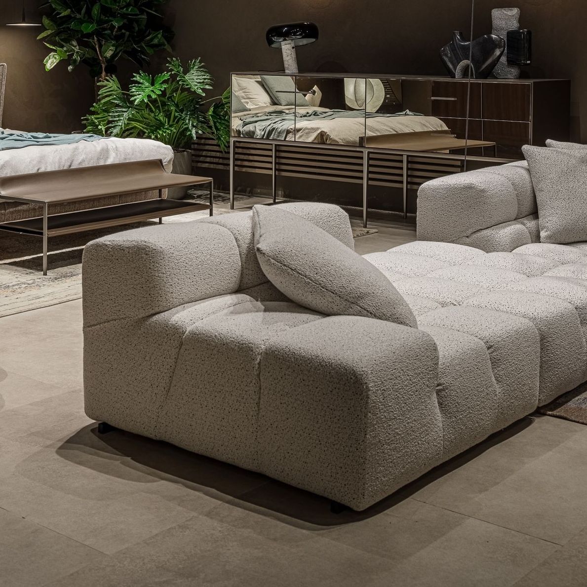 B&B Italia Диван Tufty-Time '15 Sambuco Bianco от B&B Italia — в интерьере