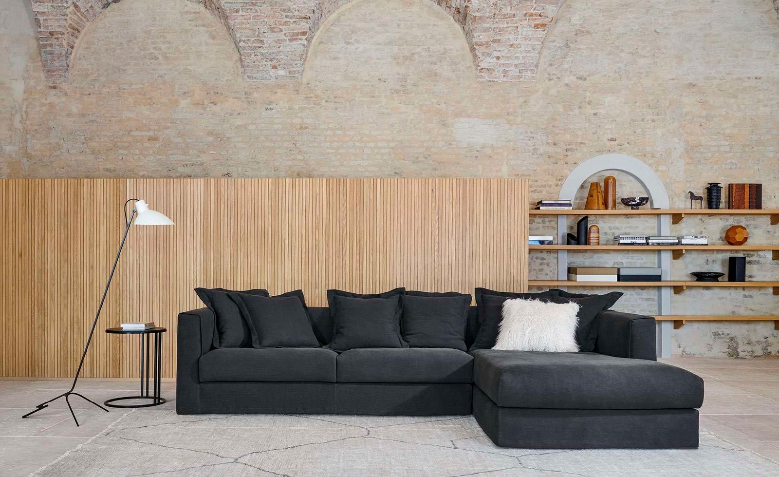 Twils Диван Antibes от Twils — в интерьере