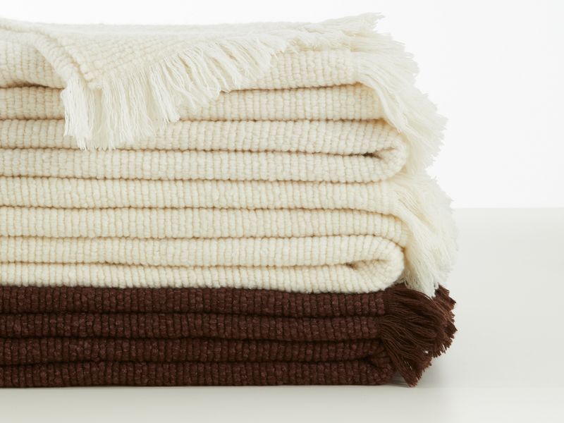 Molteni&C Плед Boucle Off White от Molteni & C — в интерьере