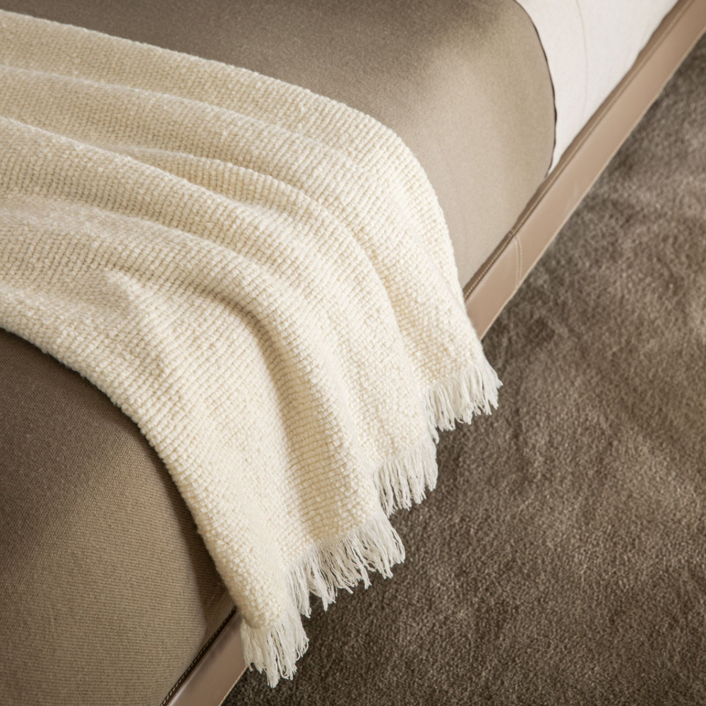 Molteni&C Плед Boucle Off White от Molteni & C — в интерьере