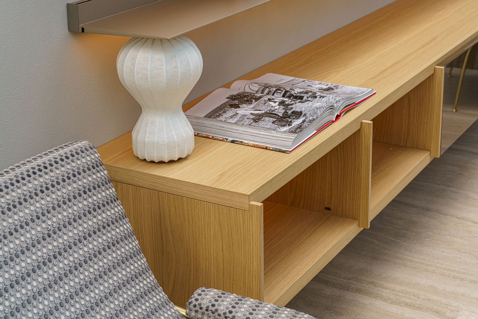 Molteni&C Подвесной комод Logos от Molteni & C — в интерьере