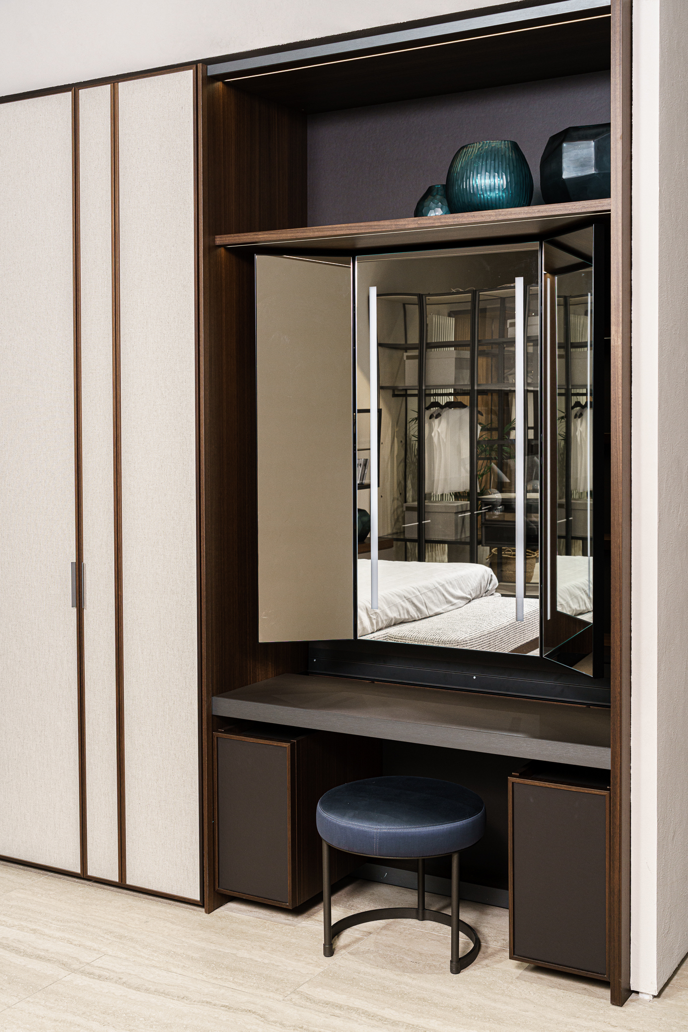 Molteni&C Шкаф с туалетным столиком Gliss Master Eucaliptus от Molteni & C — в интерьере