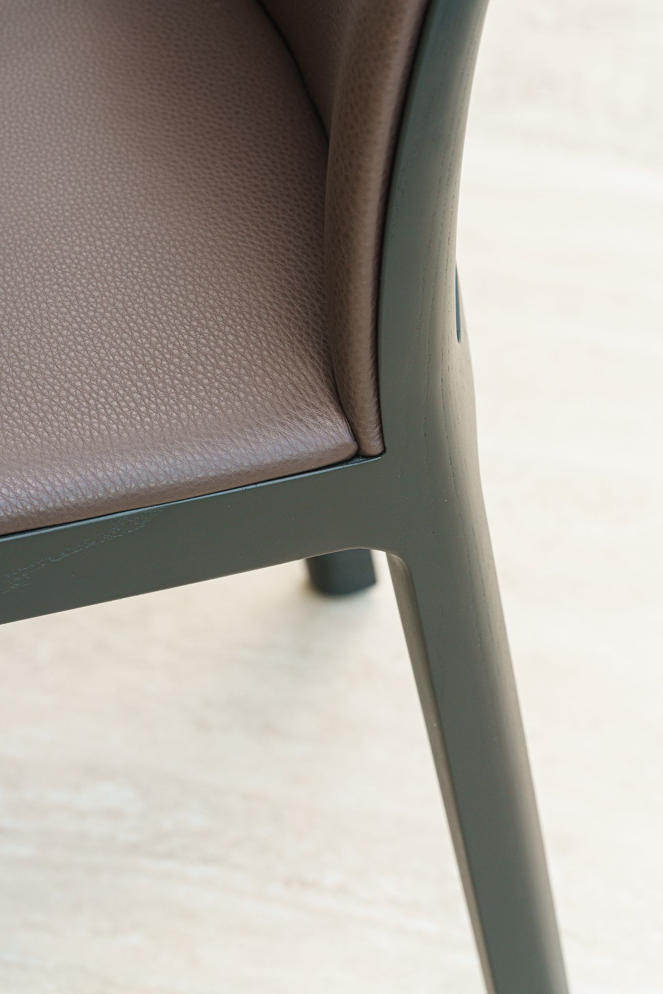 Molteni&C Стул Tea 160 Unique / black oak от Molteni & C — в интерьере