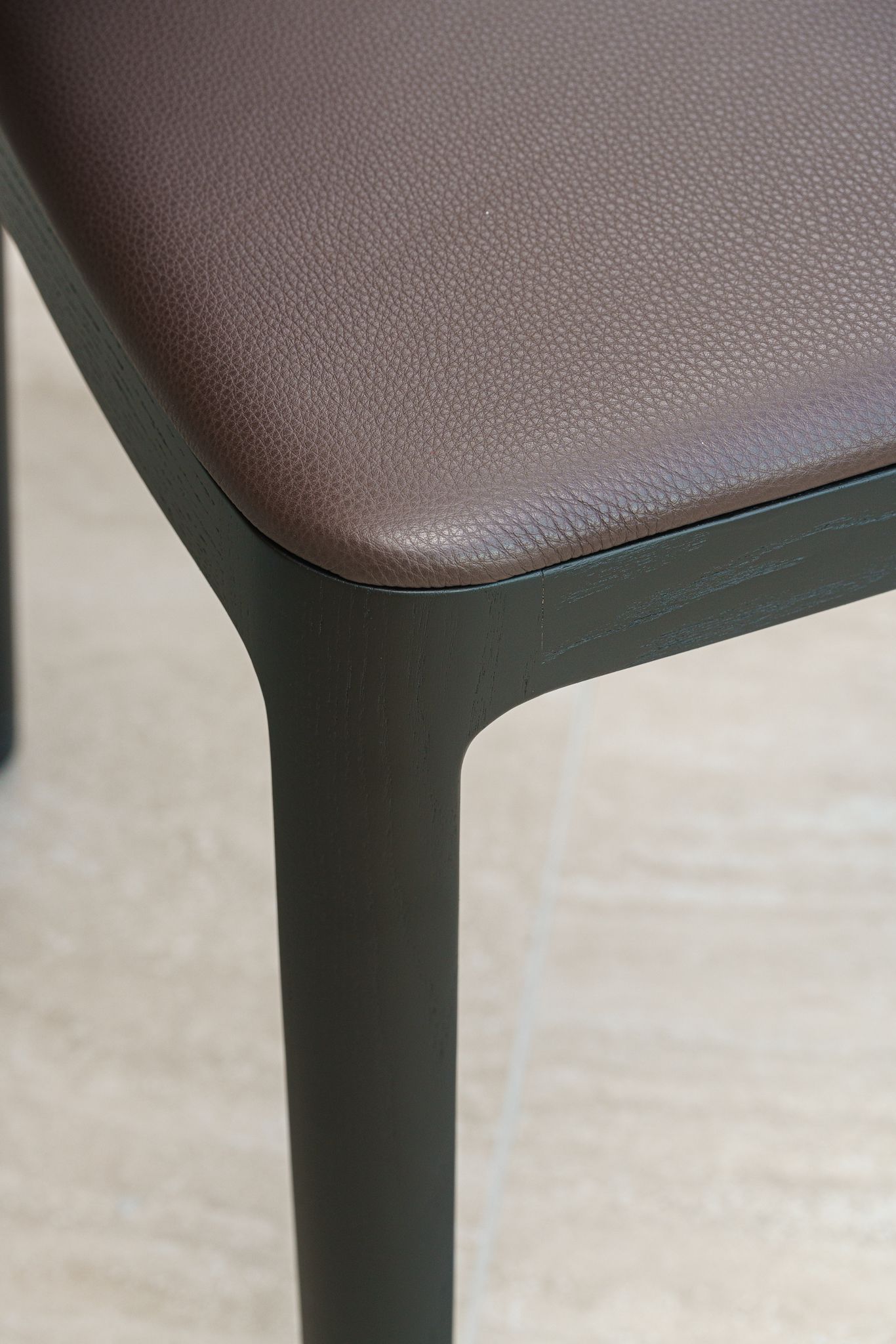 Molteni&C Стул Tea 160 Unique / black oak от Molteni & C — в интерьере