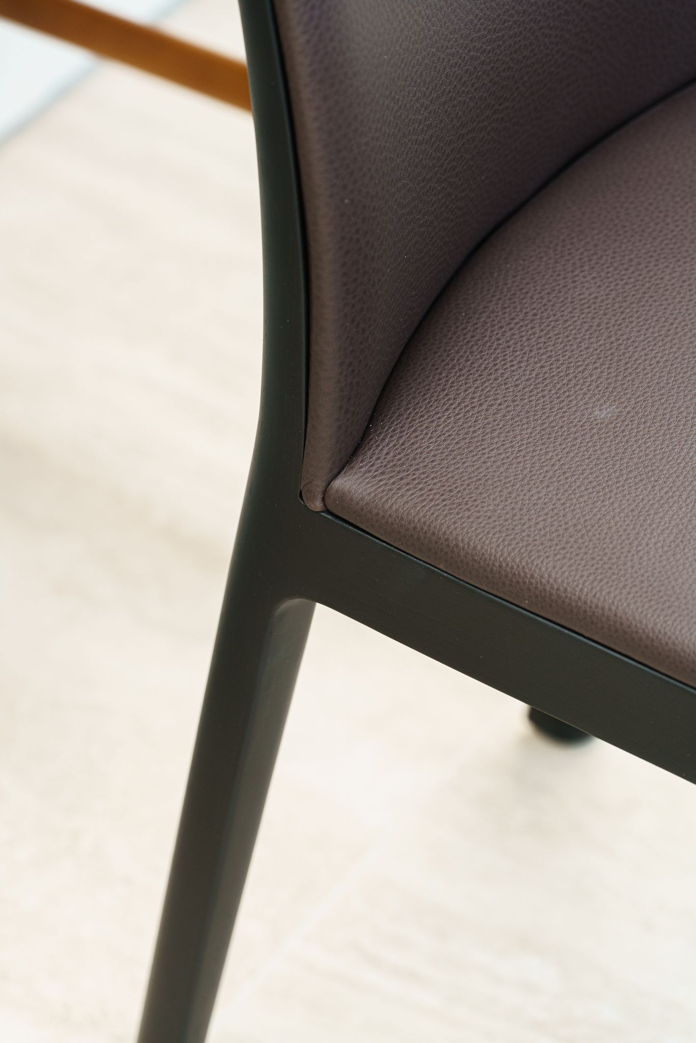 Molteni&C Стул Tea 160 Unique / black oak от Molteni & C — в интерьере