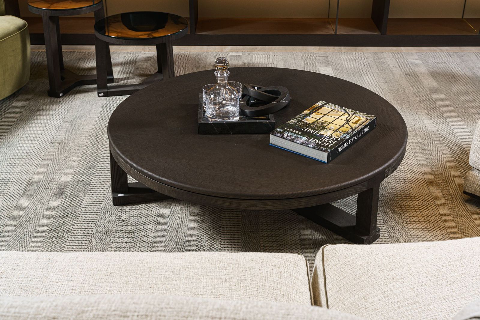 Molteni&C Журнальный столик Fonte 120 Coffee oak от Molteni & C — в интерьере