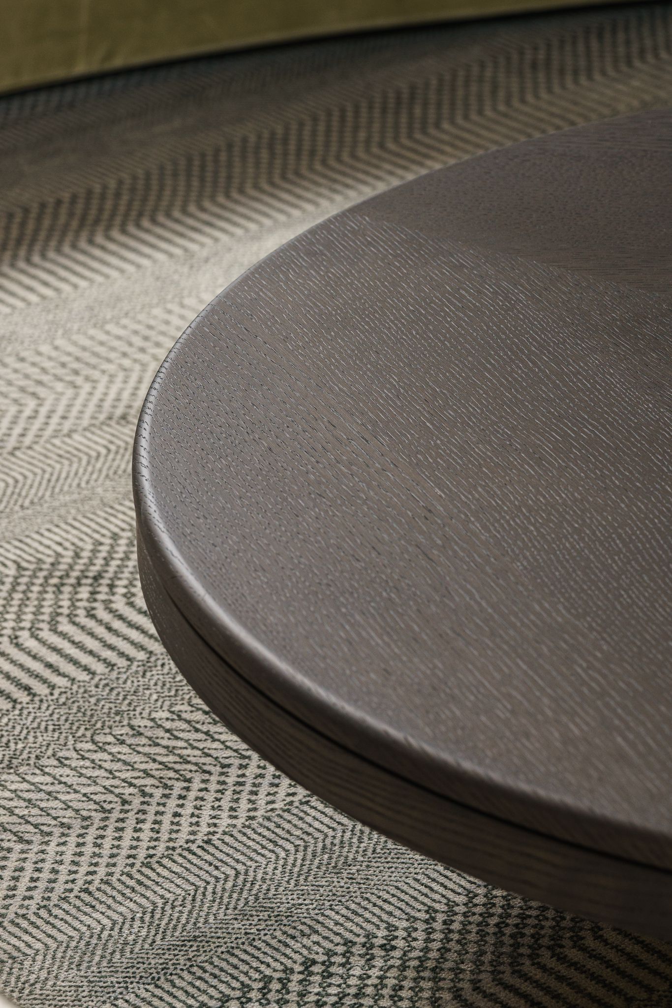 Molteni&C Журнальный столик Fonte 120 Coffee oak от Molteni & C — в интерьере