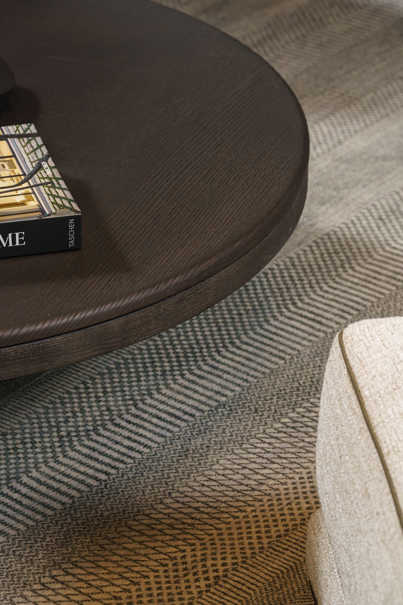 Molteni&C Журнальный столик Fonte 120 Coffee oak от Molteni & C — в интерьере