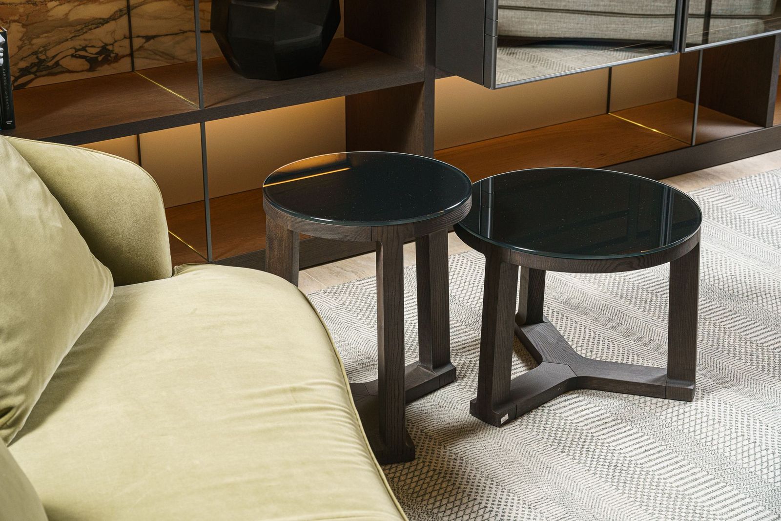 Molteni&C Журнальный столик Fonte 40 wood/glass от Molteni & C — в интерьере