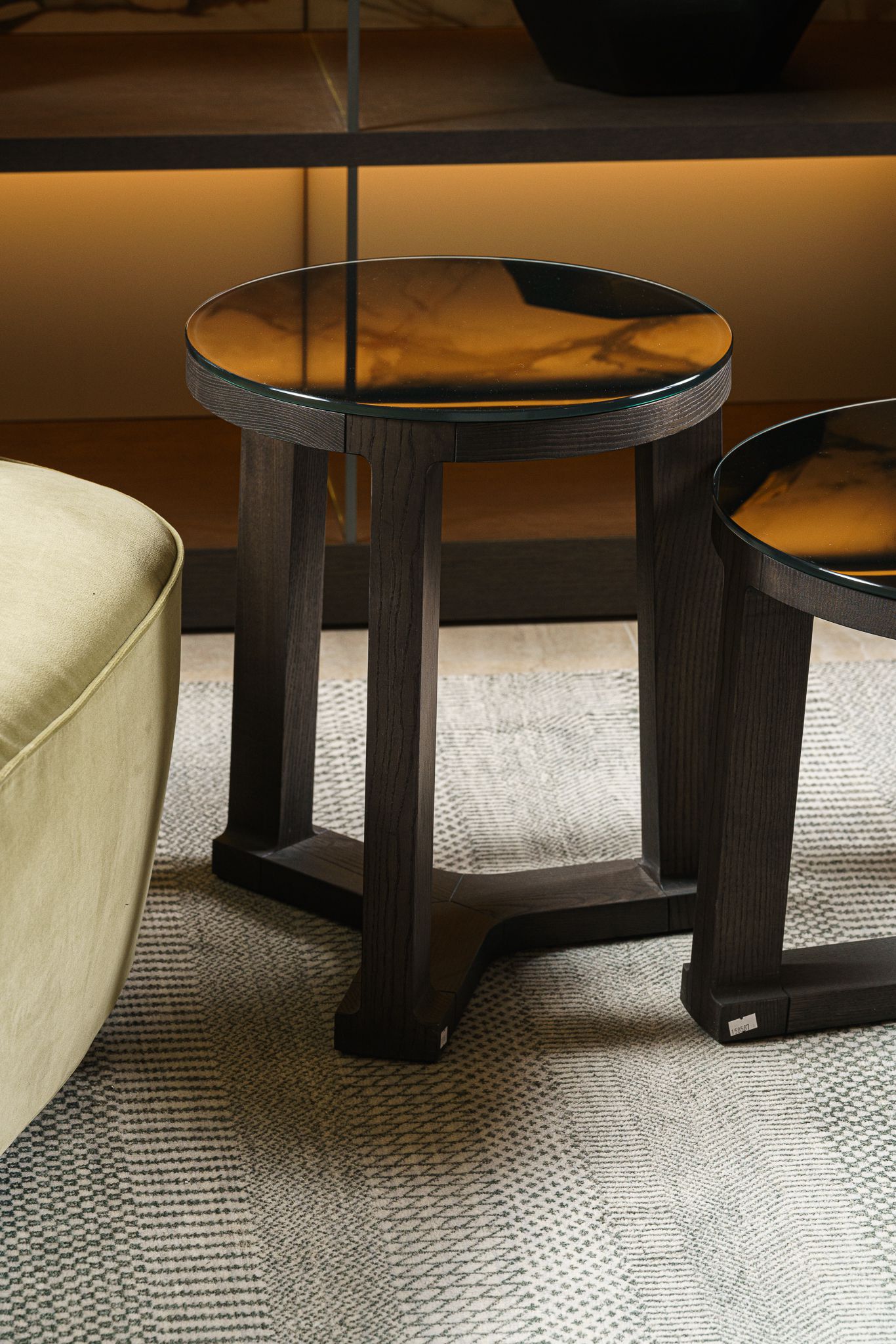 Molteni&C Журнальный столик Fonte 40 wood/glass от Molteni & C — в интерьере