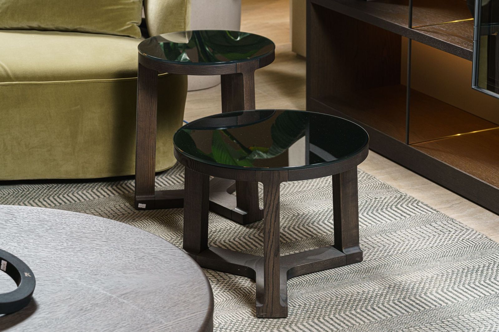 Molteni&C Журнальный столик Fonte 50 wood/glass от Molteni & C — в интерьере
