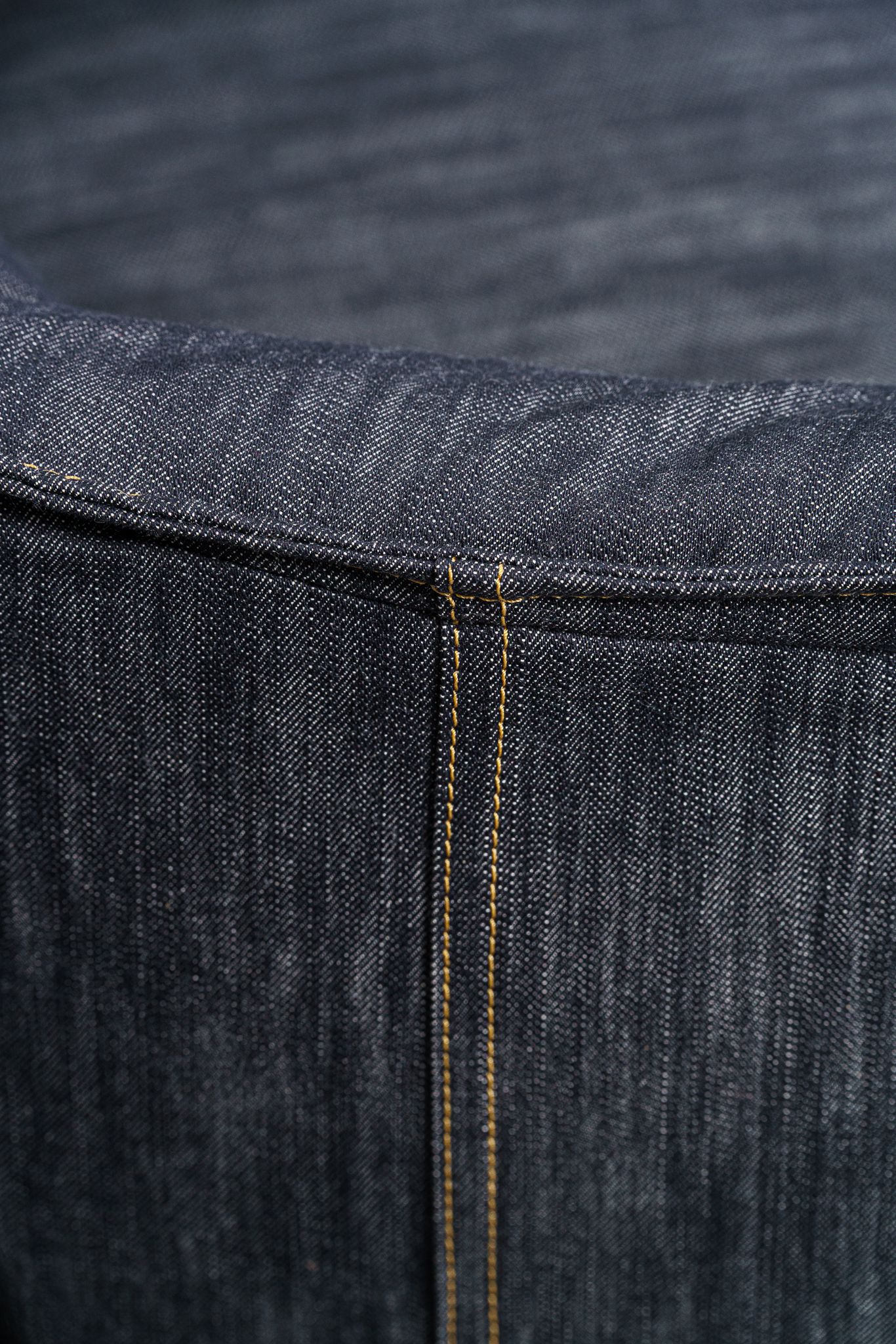 Poltrona Frau Кресло Archibald Denim Edition от Poltrona Frau — в интерьере
