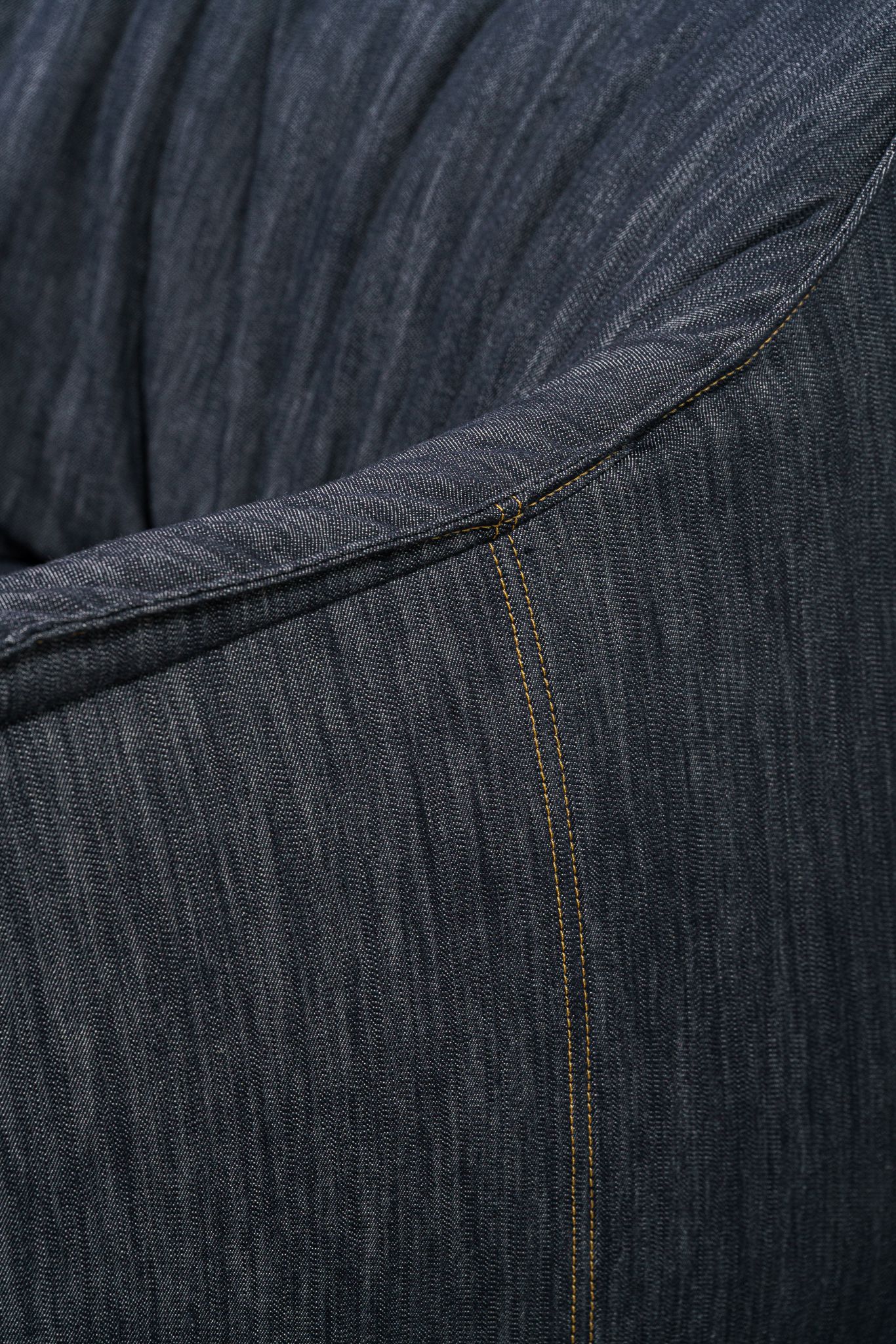 Poltrona Frau Кресло Archibald Denim Edition от Poltrona Frau — в интерьере