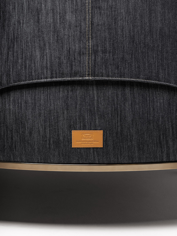 Poltrona Frau Кресло Archibald Denim Edition от Poltrona Frau — в интерьере