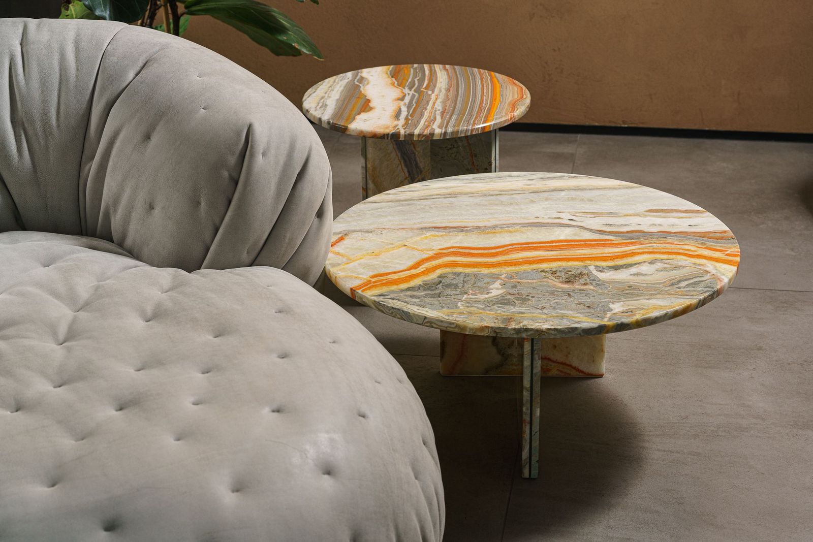 Baxter Журнальный столик Tebe Onyx Tangerine 70 от Baxter — в интерьере