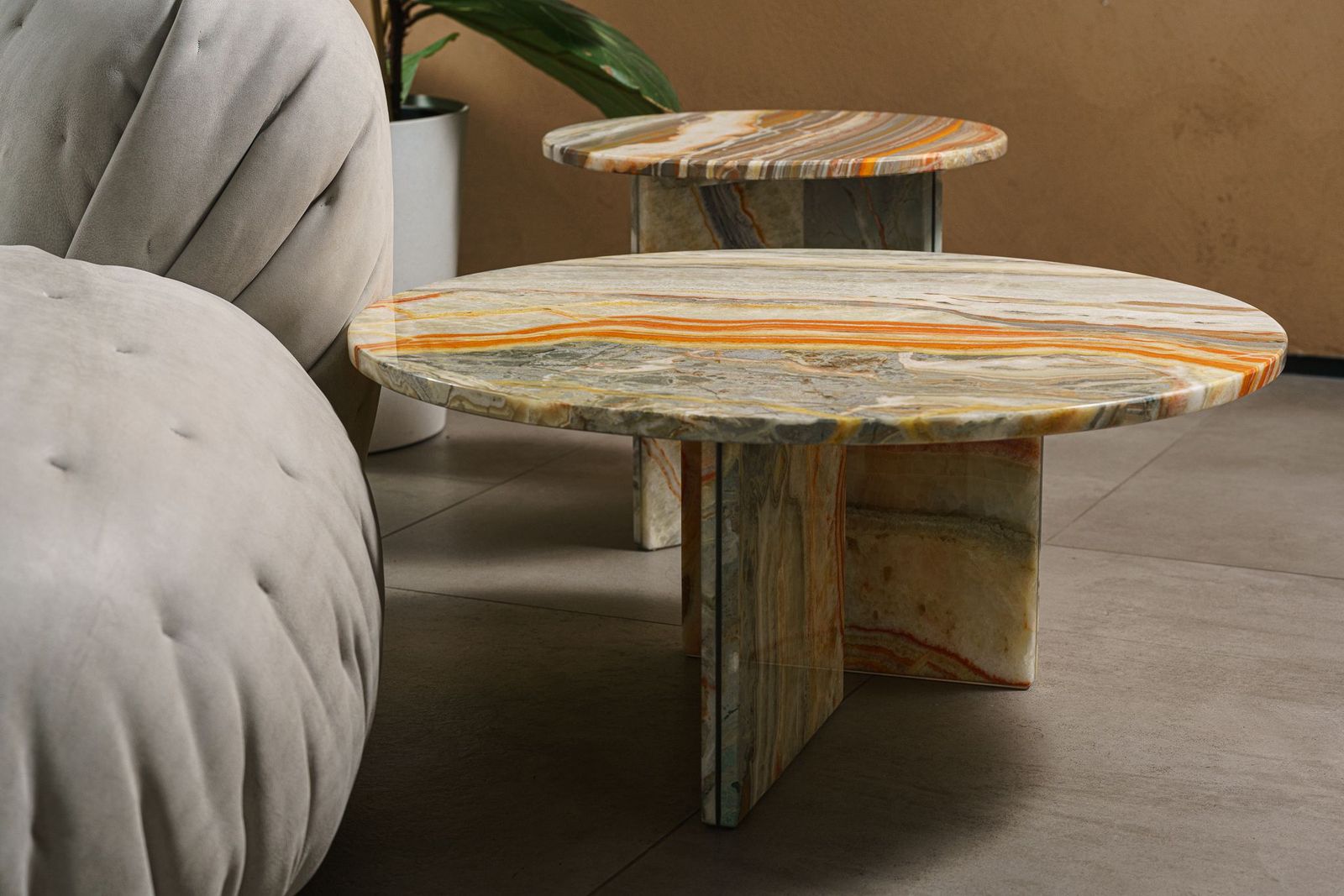 Baxter Журнальный столик Tebe Onyx Tangerine 70 от Baxter — в интерьере