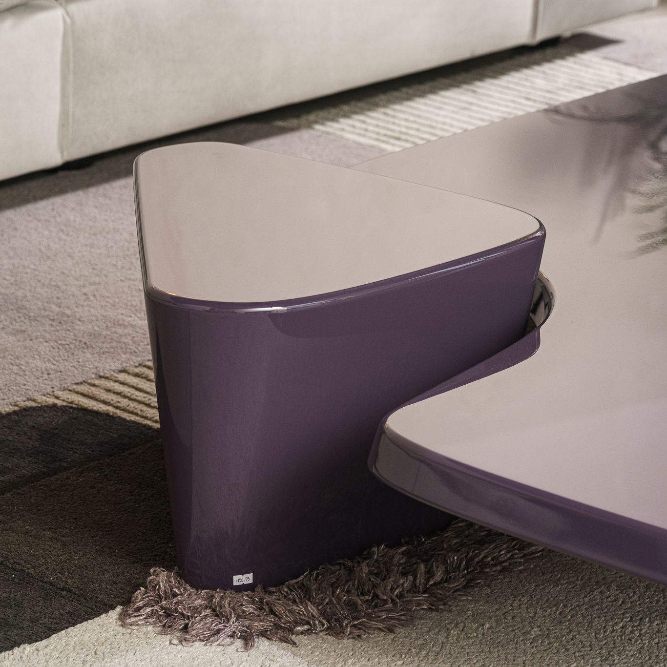 Baxter Журнальный столик Aegates Grape от Baxter — в интерьере